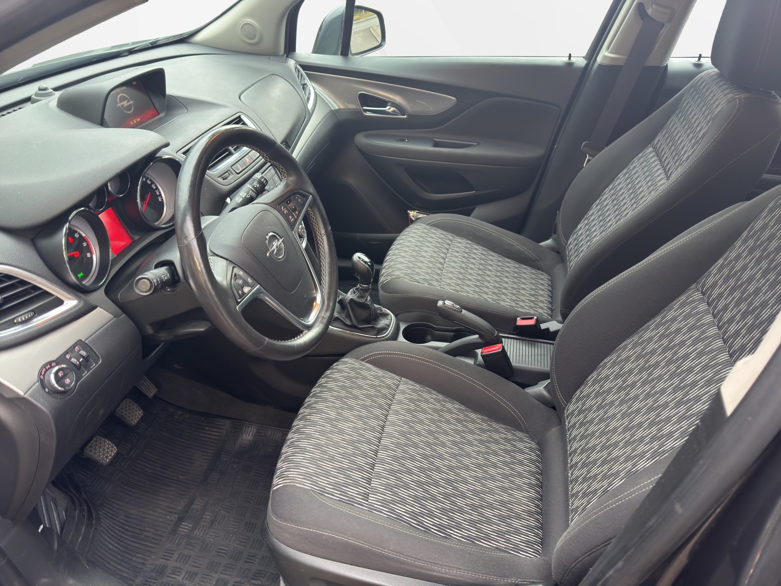 OPEL Mokka 1.4i 16V Turbo Drive 4WD-image-8