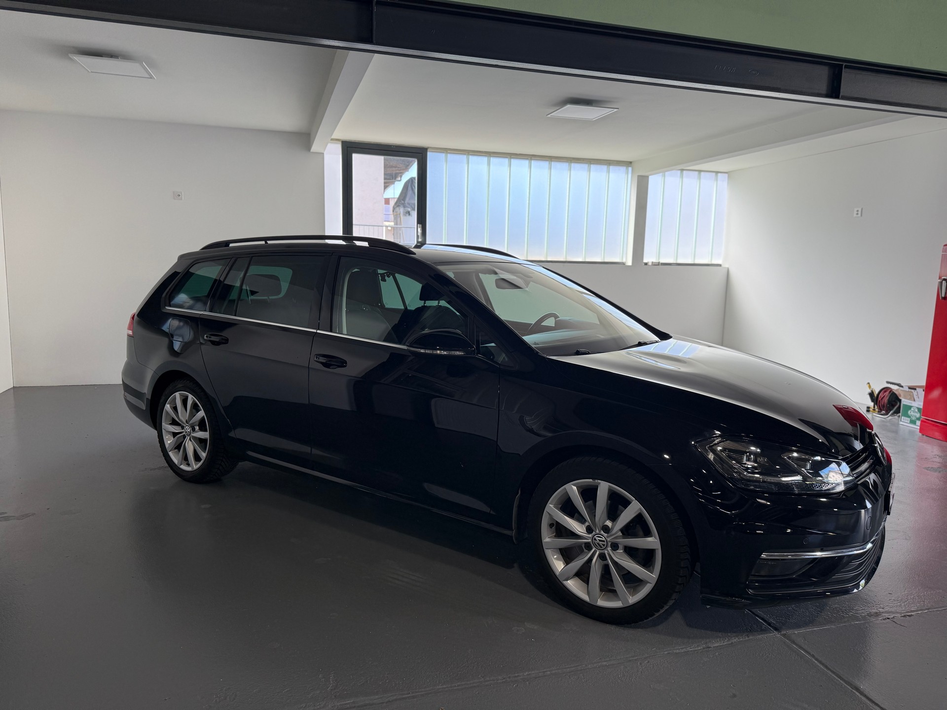 VW Golf Variant 1.5 TSI EVO Highline DSG-image-1