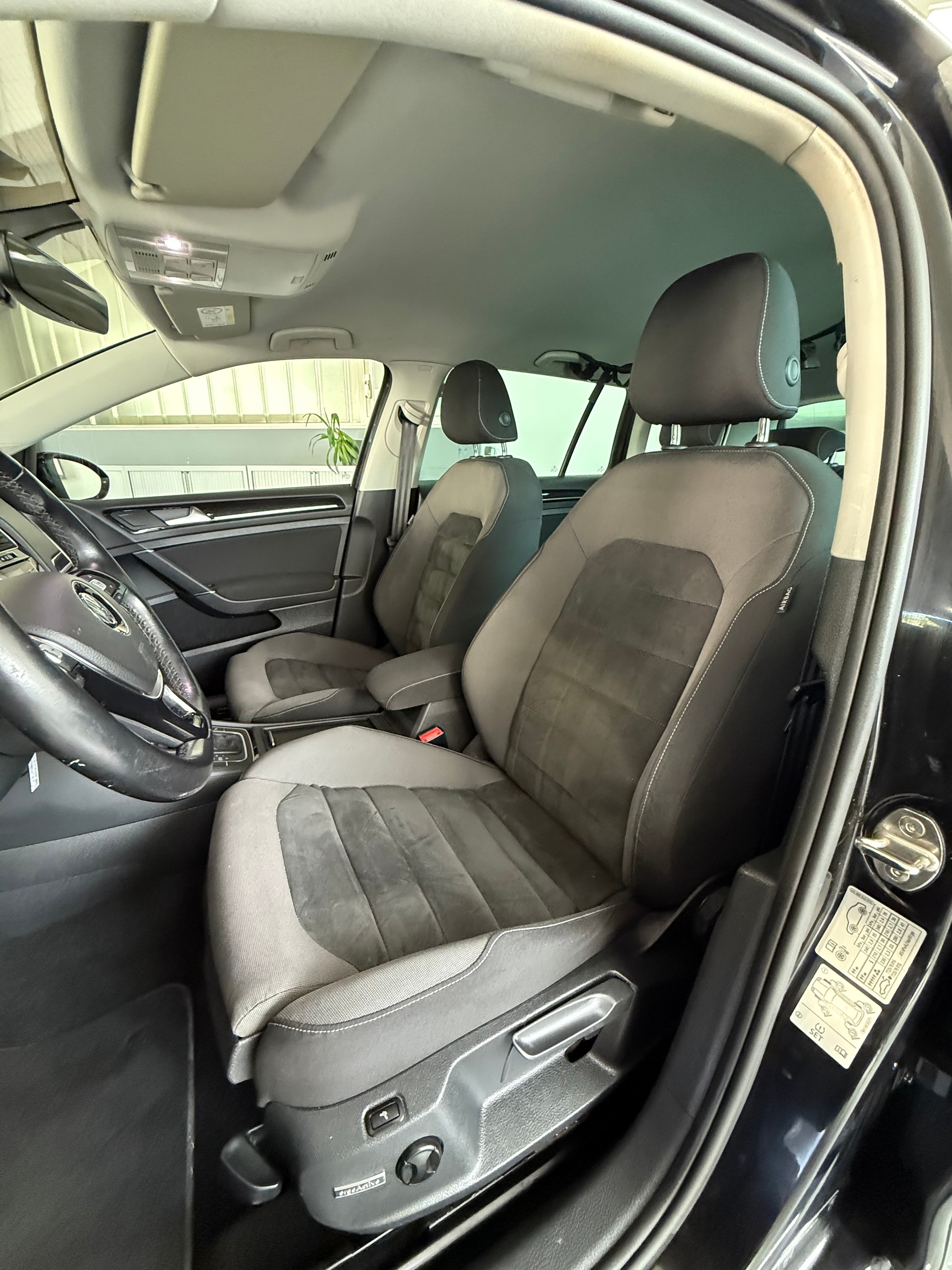 VW Golf Variant 1.5 TSI EVO Highline DSG-image-6