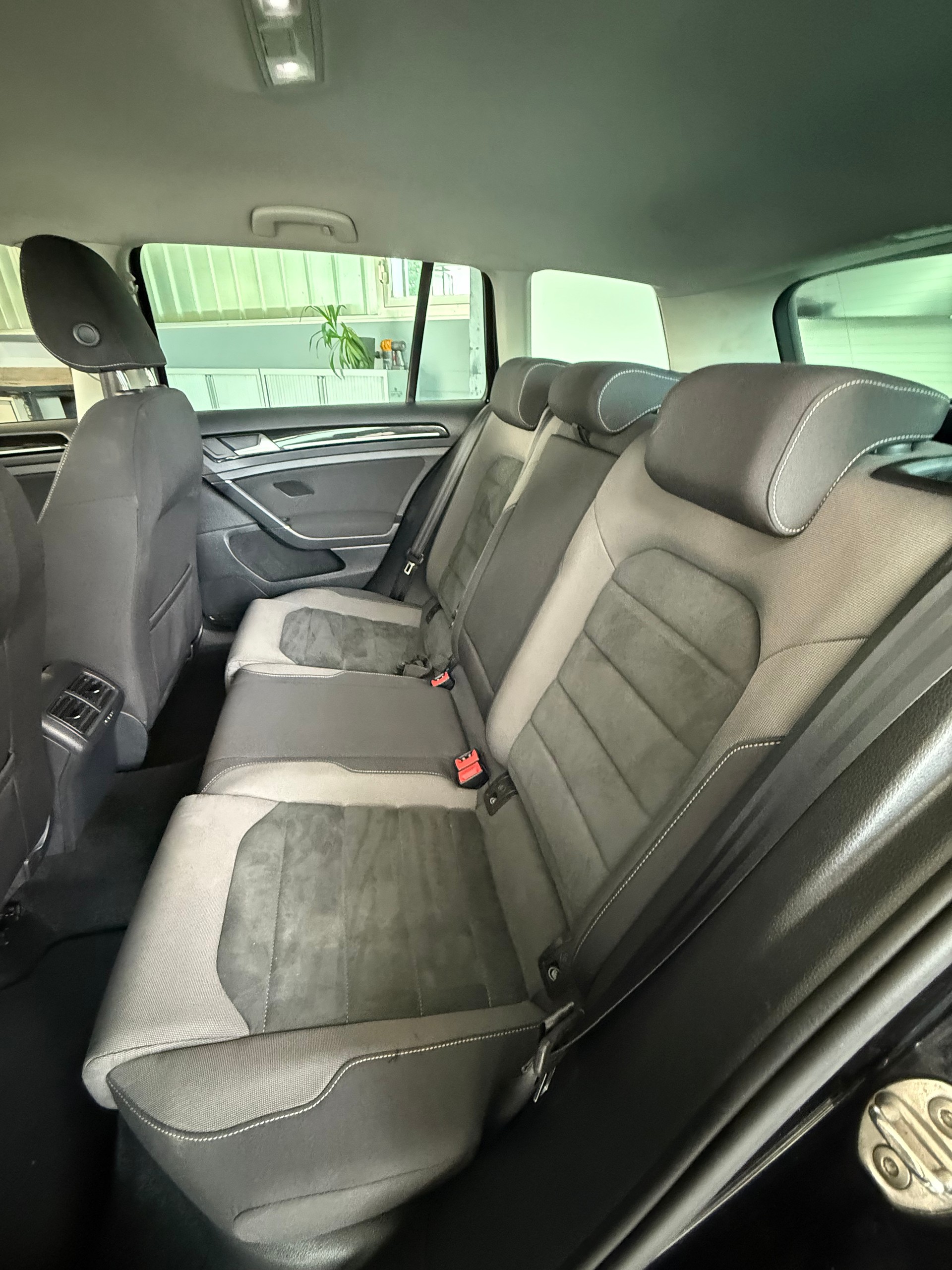 VW Golf Variant 1.5 TSI EVO Highline DSG-image-7