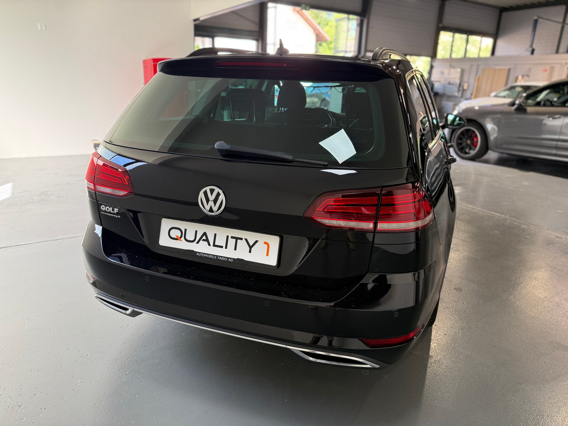 VW Golf Variant 1.5 TSI EVO Highline DSG-image-5