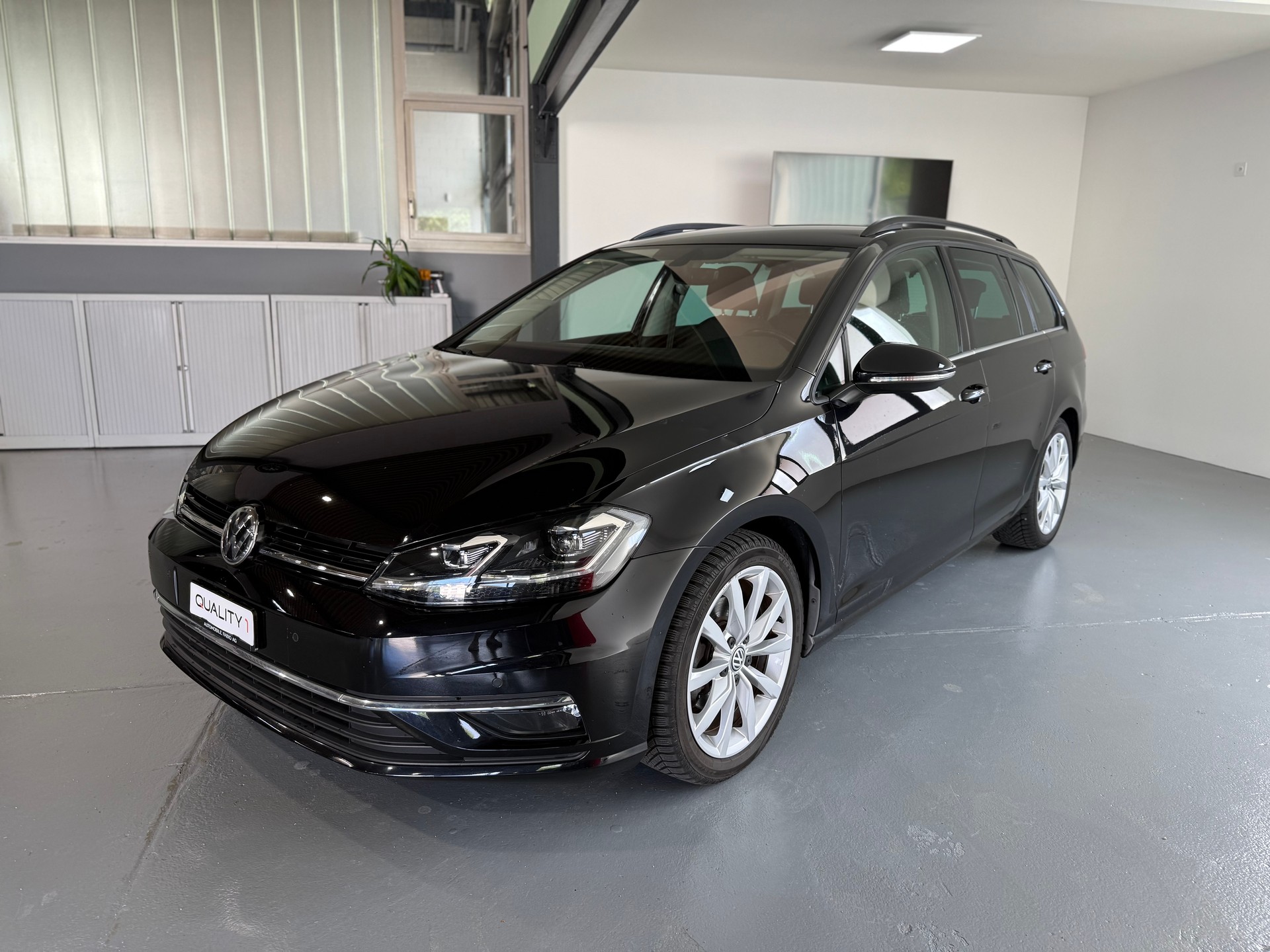 VW Golf Variant 1.5 TSI EVO Highline DSG-image-2