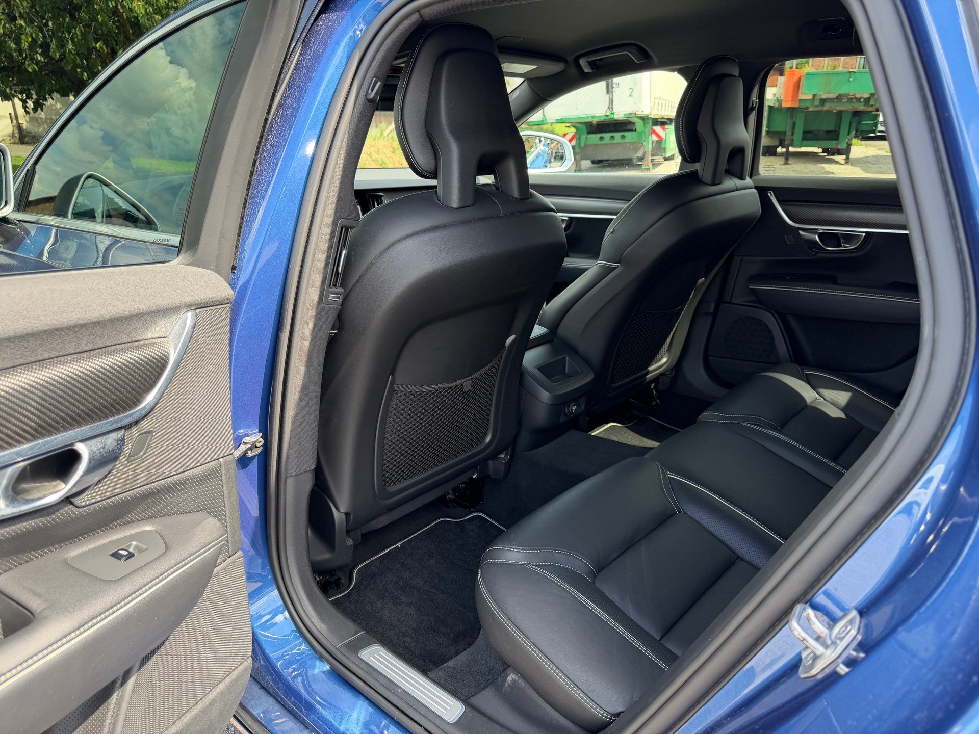 VOLVO V90 T6 AWD R-Design Geartronic-image-9