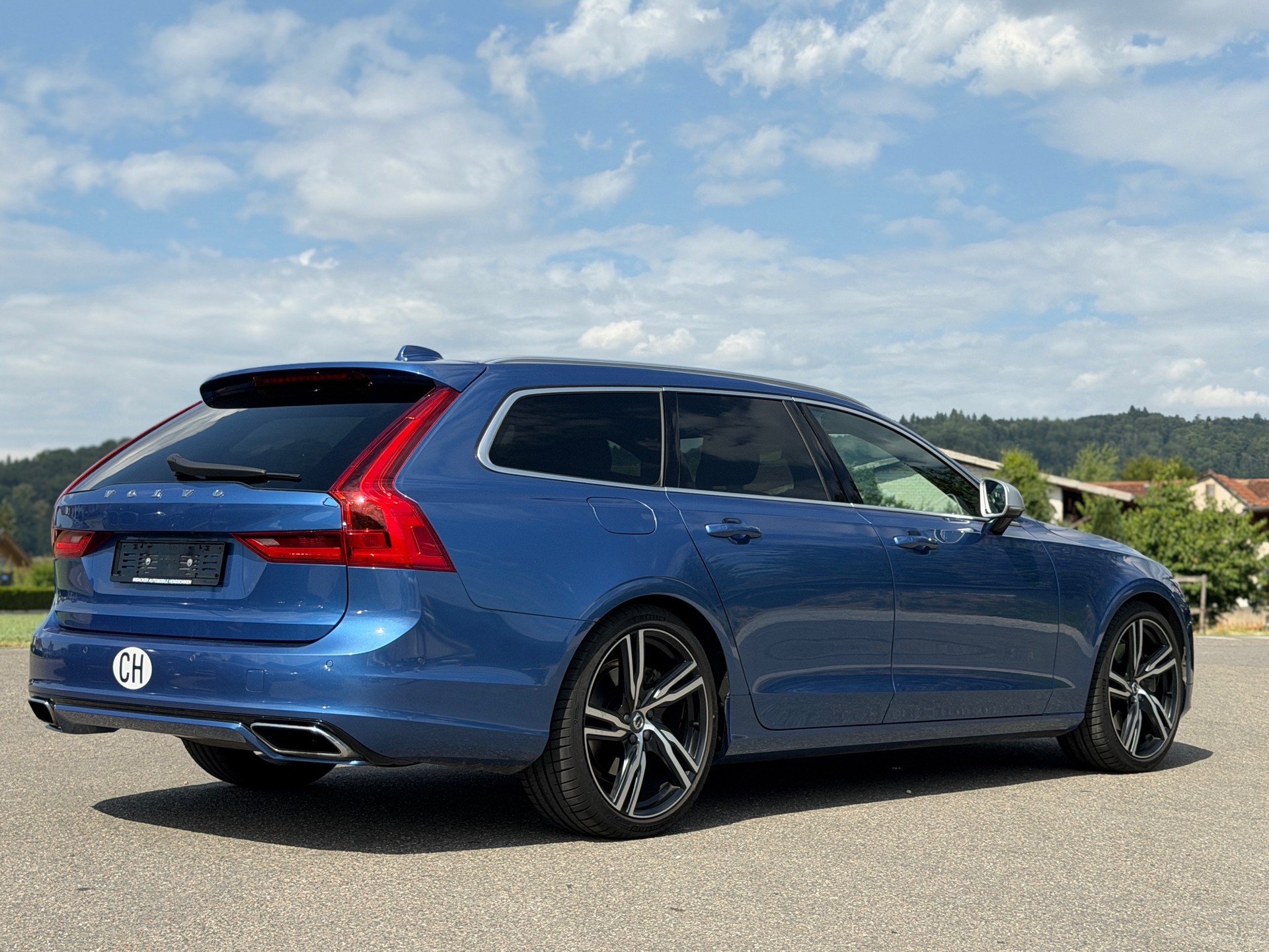 VOLVO V90 T6 AWD R-Design Geartronic-image-3