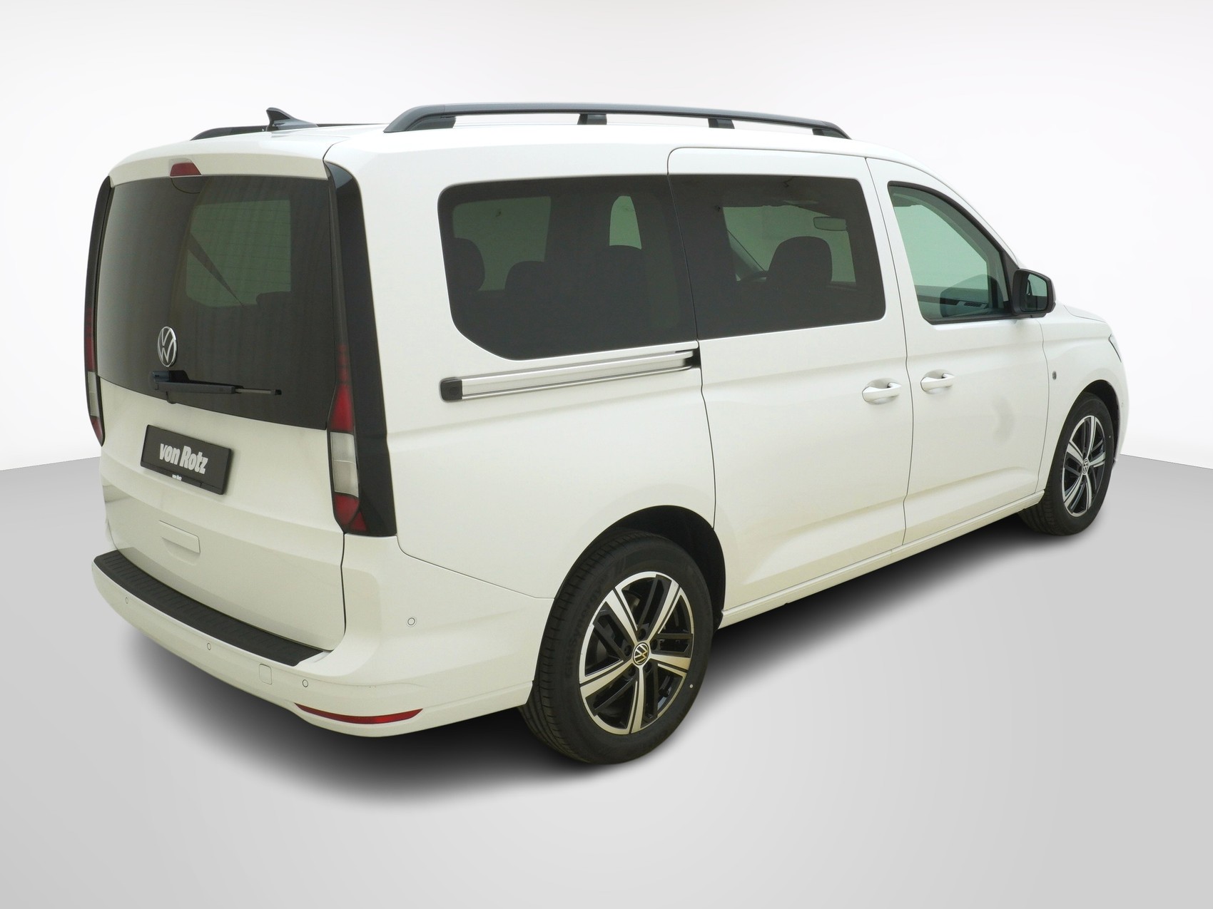 VW Caddy Maxi Outdoor 2.0 TDI 4Motion-image-5