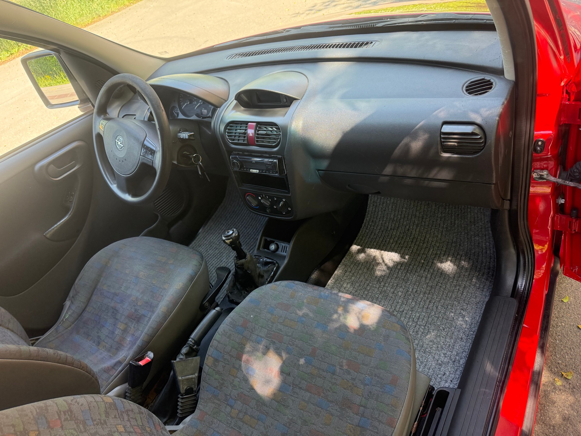 OPEL COMBO-image-17