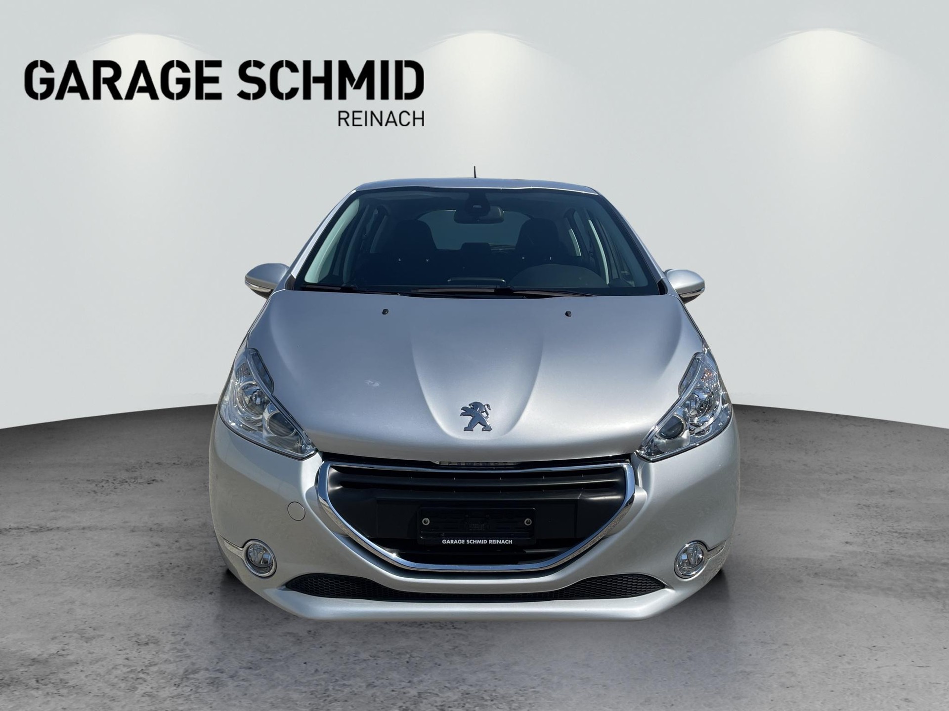 PEUGEOT 208 1.6 VTi Allure-image-1