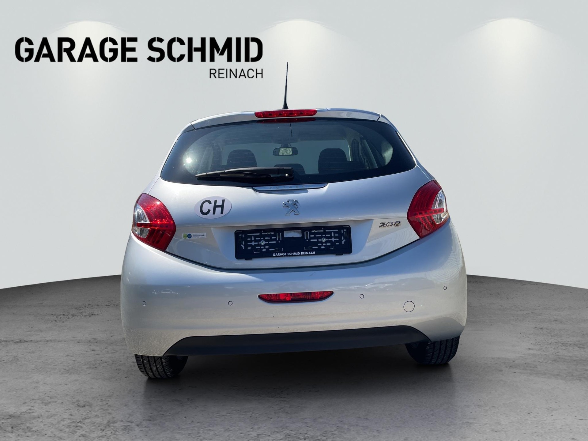 PEUGEOT 208 1.6 VTi Allure-image-5