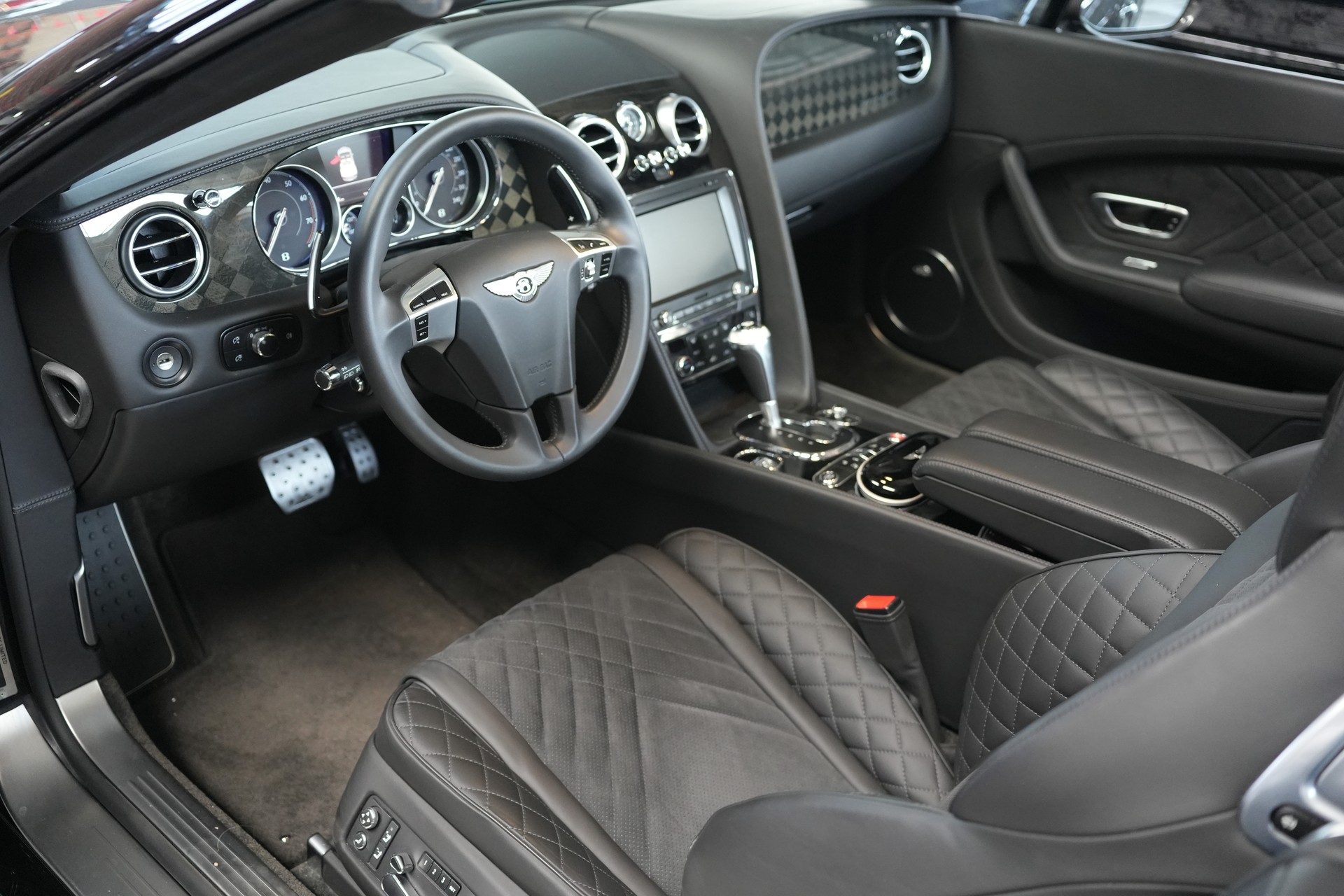 BENTLEY Continental Supersports 6.0 W12-image-7