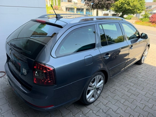 SKODA 2.0 RS DSG-image-1