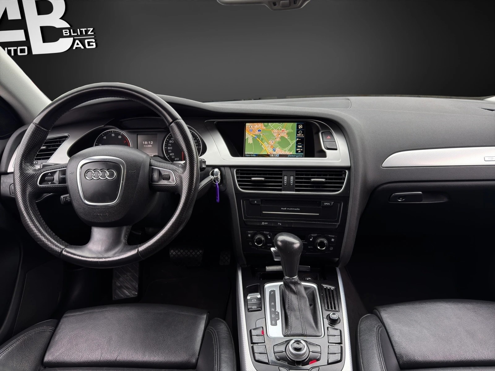 AUDI A4 Avant 2.0 TFSI quattro S-tronic-image-10