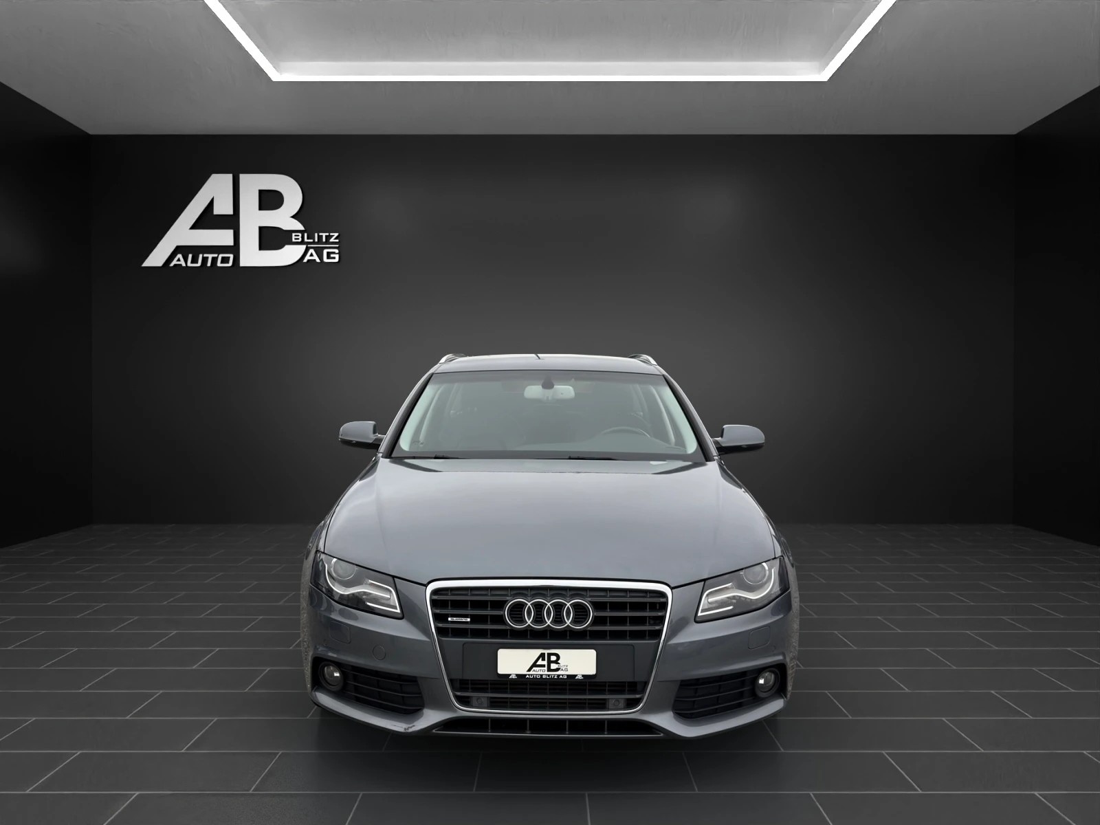 AUDI A4 Avant 2.0 TFSI quattro S-tronic-image-0