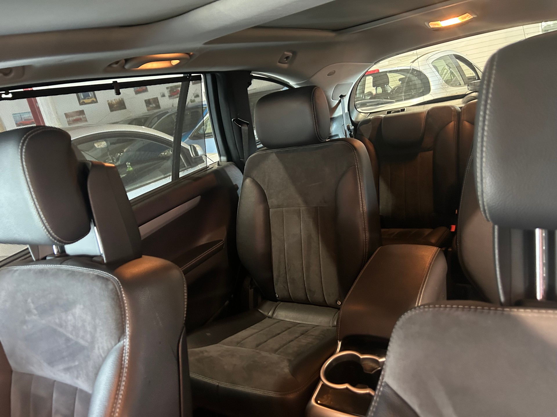 MERCEDES-BENZ R 320 CDI L 4Matic 7G-Tronic-image-8