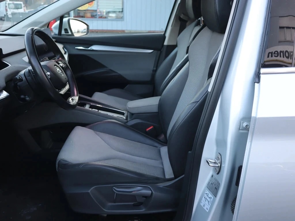 SKODA Enyaq iV 80 ** 204 PS ** Gr-Navi ** RF-Kamera ** Abstandsregelsysteme ** Neues Modell **-image-10