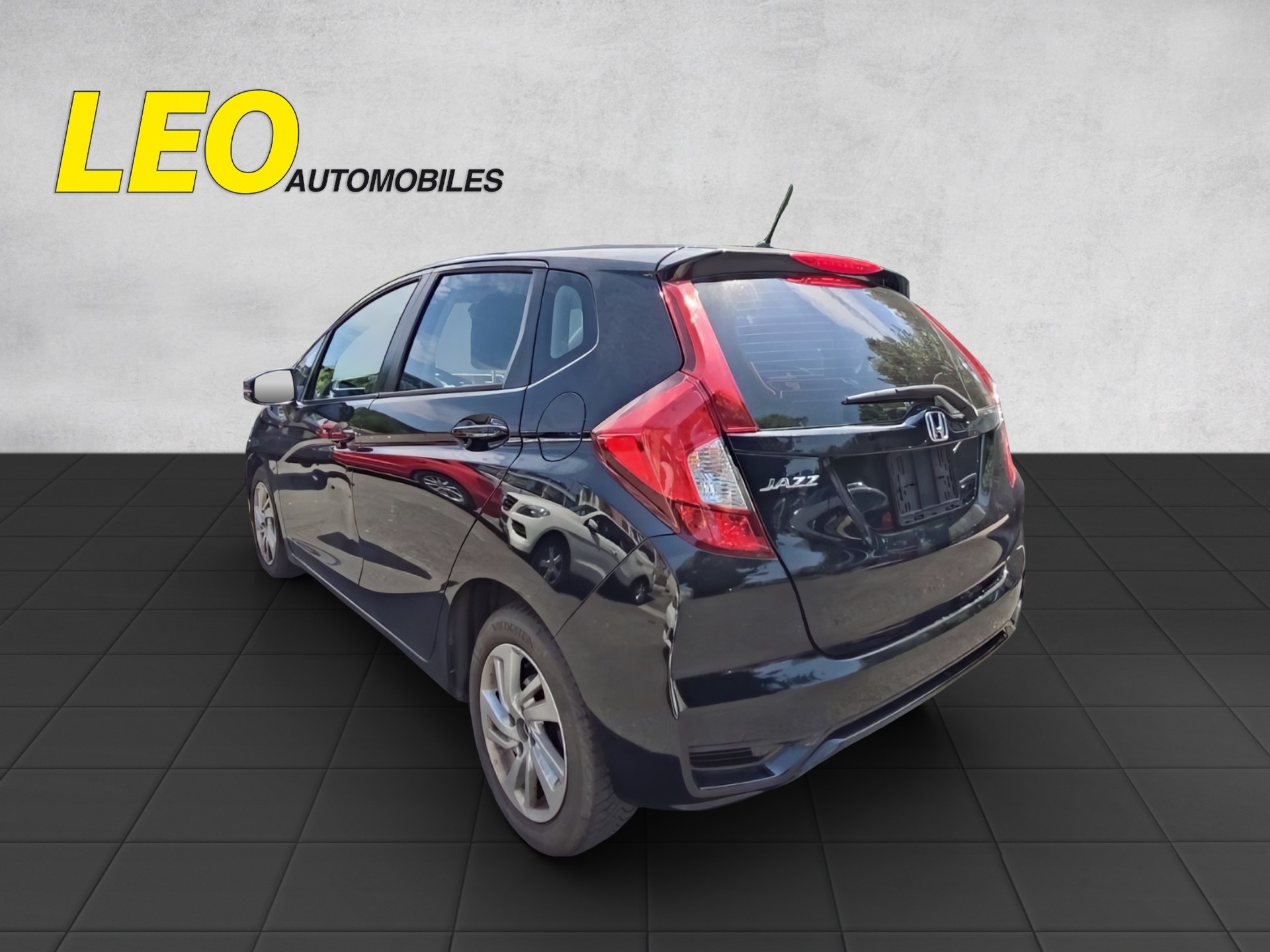 HONDA Jazz 1.3i-VTEC Trend CVT-image-2