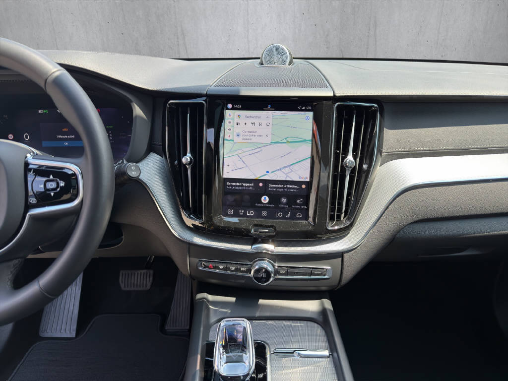 VOLVO XC60 2.0 T8 TE Polestar eAWD-image-12