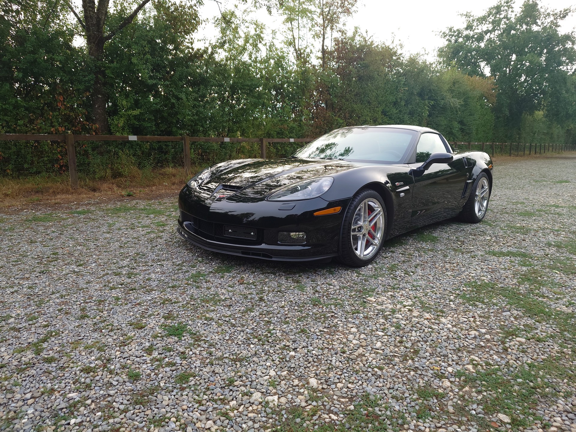 CHEVROLET Corvette Z06-image-1