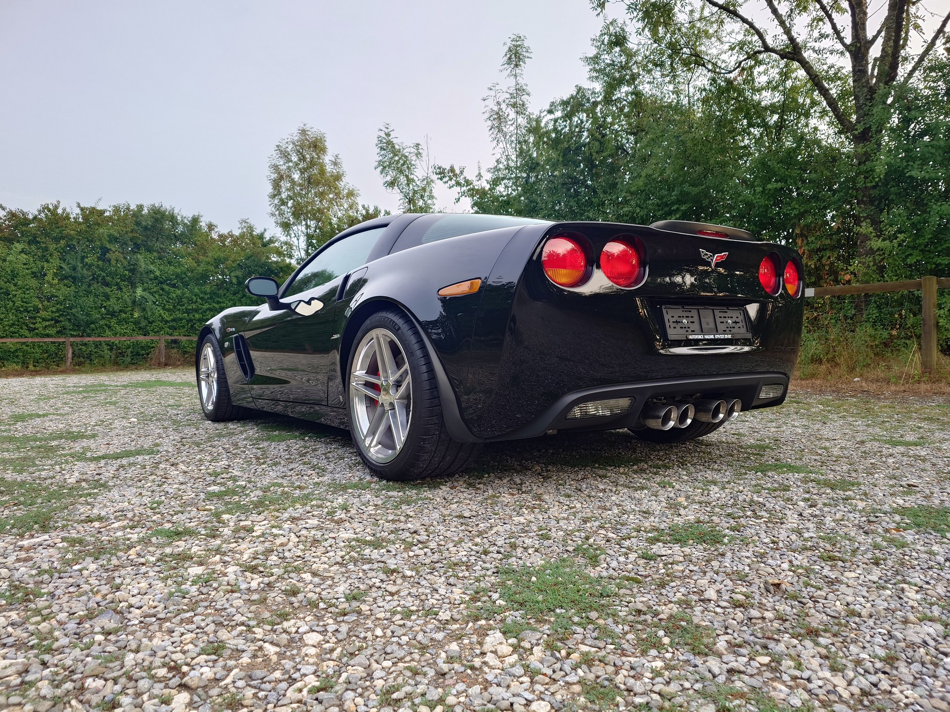 CHEVROLET Corvette Z06-image-5