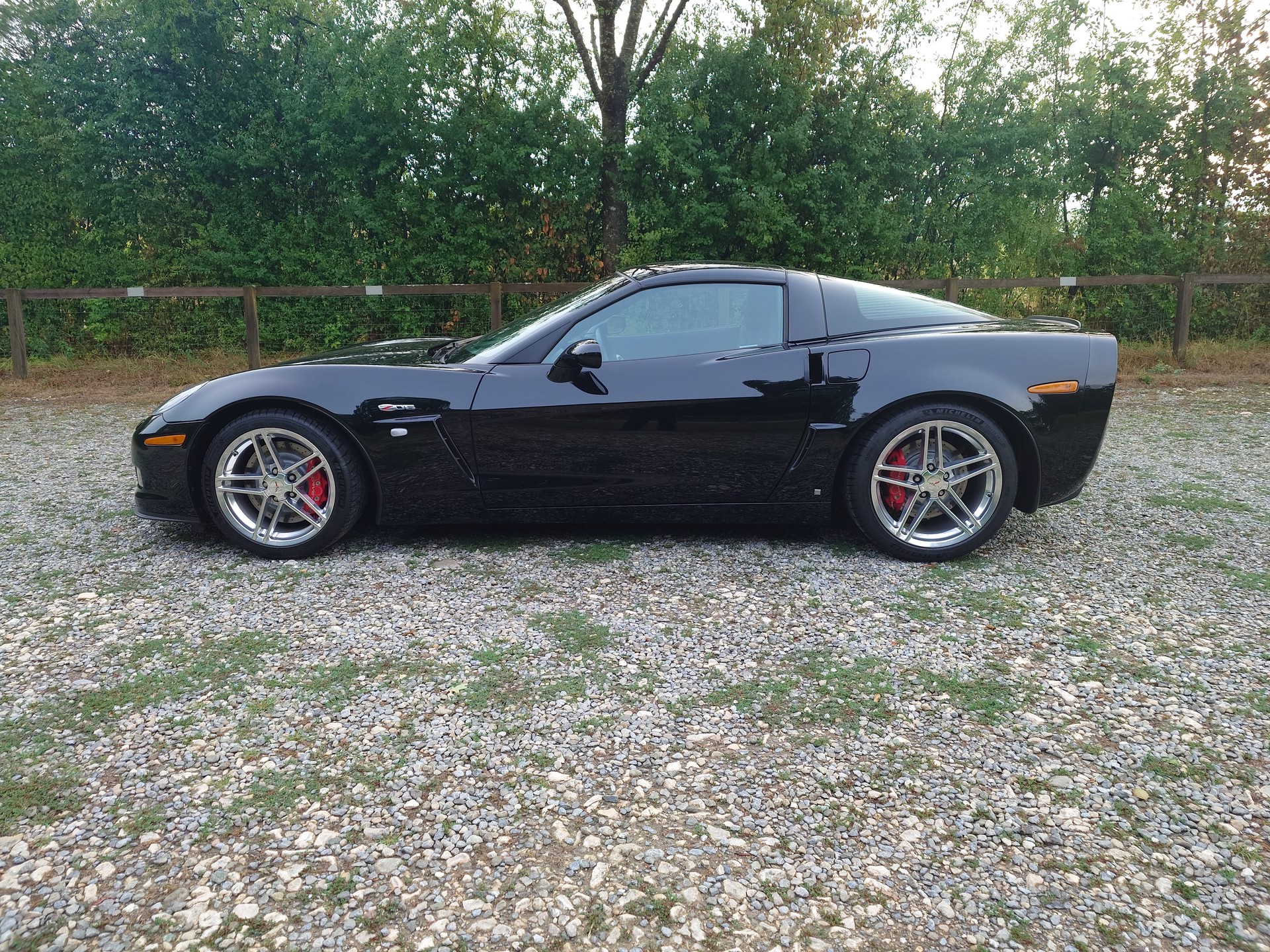 CHEVROLET Corvette Z06-image-0