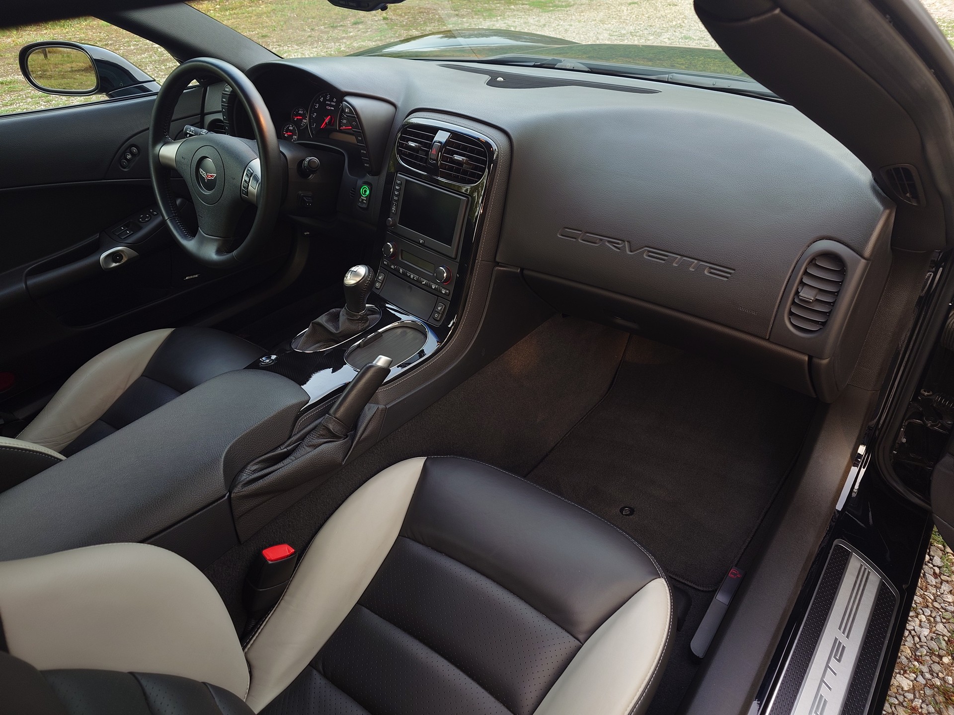 CHEVROLET Corvette Z06-image-11