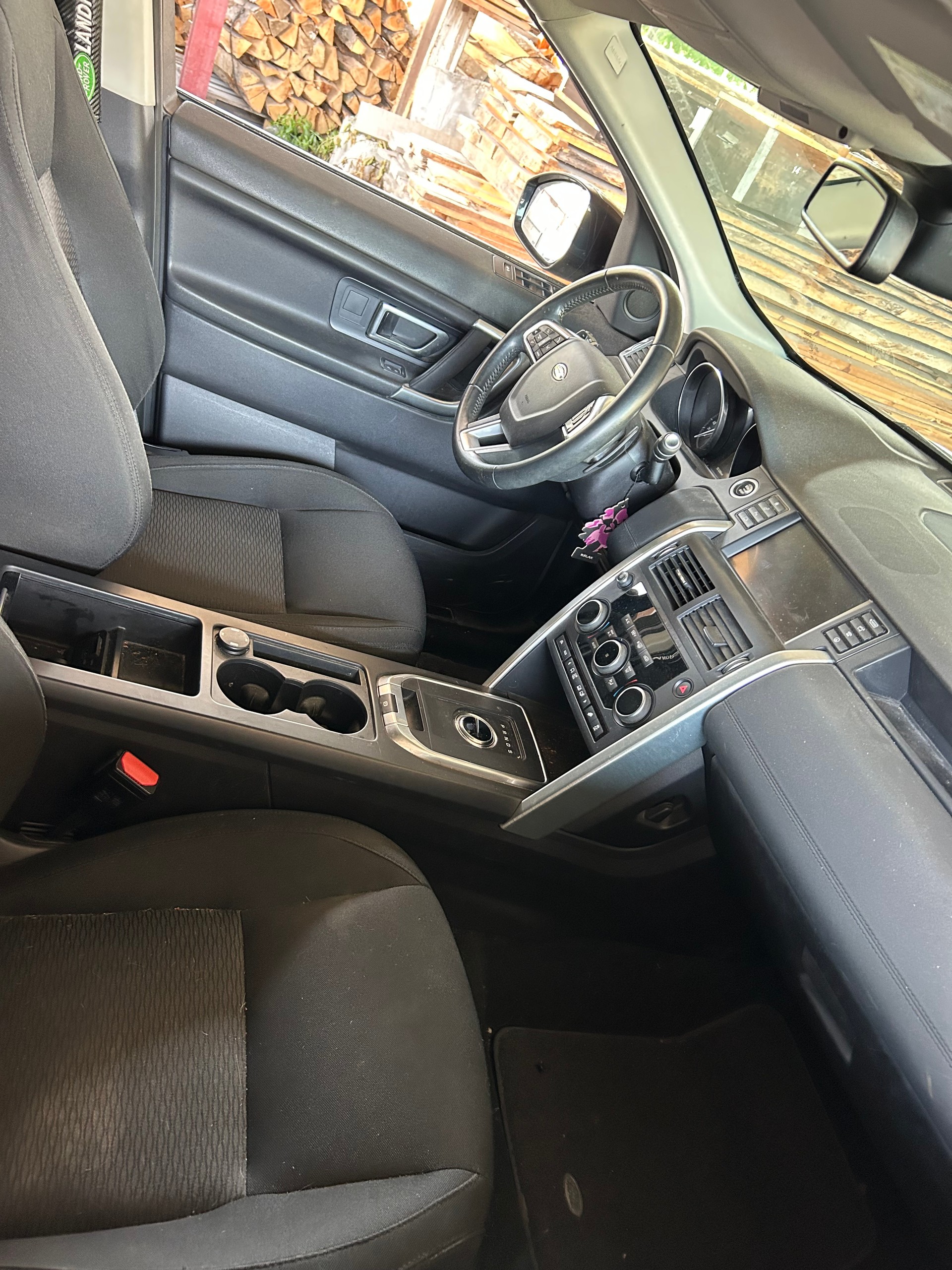LAND ROVER Discovery Sport 2.0 TD4 Pure AT9-image-3