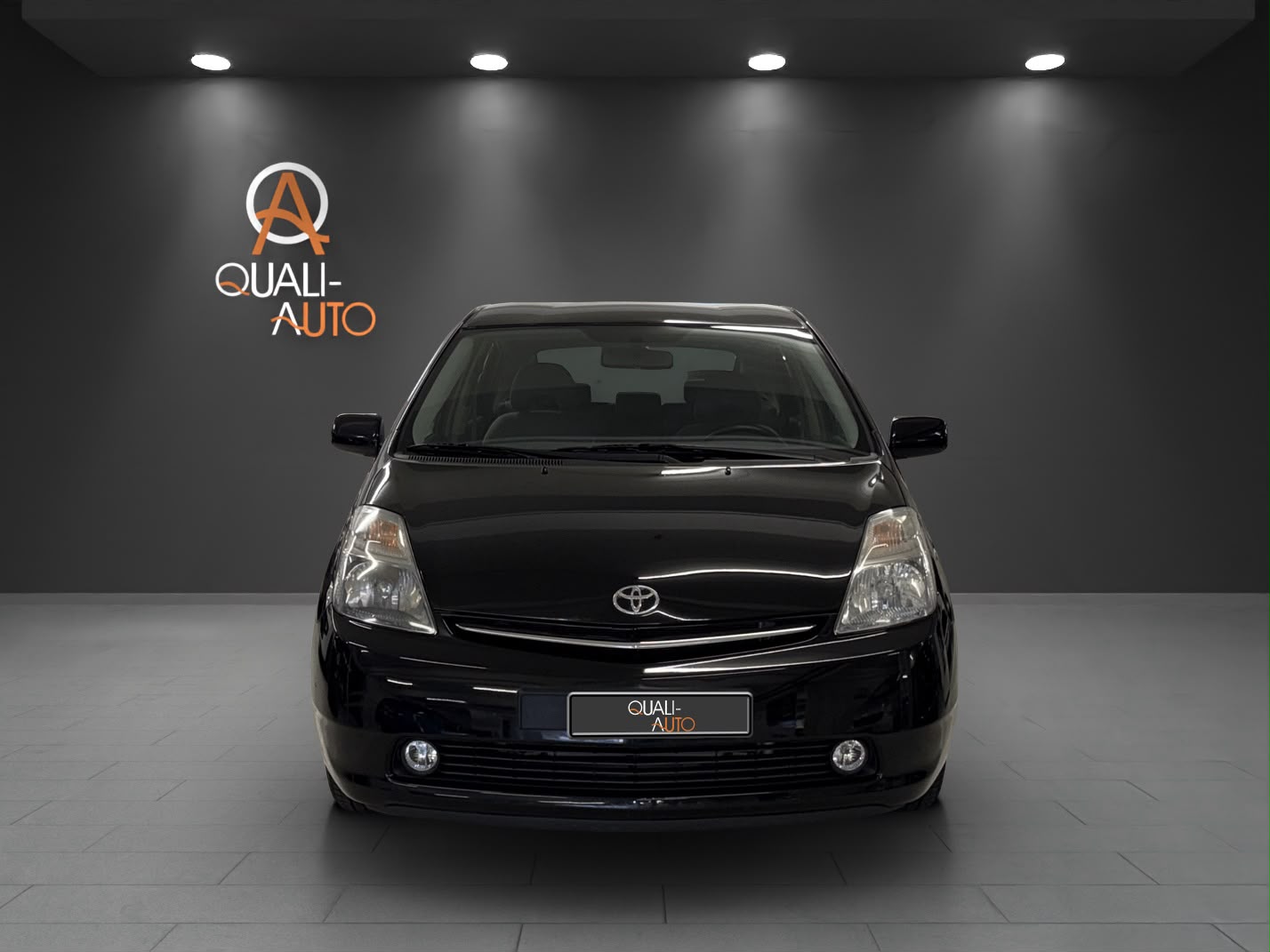 TOYOTA Prius 1.5 16V Hybrid Limited-showroom-element-1