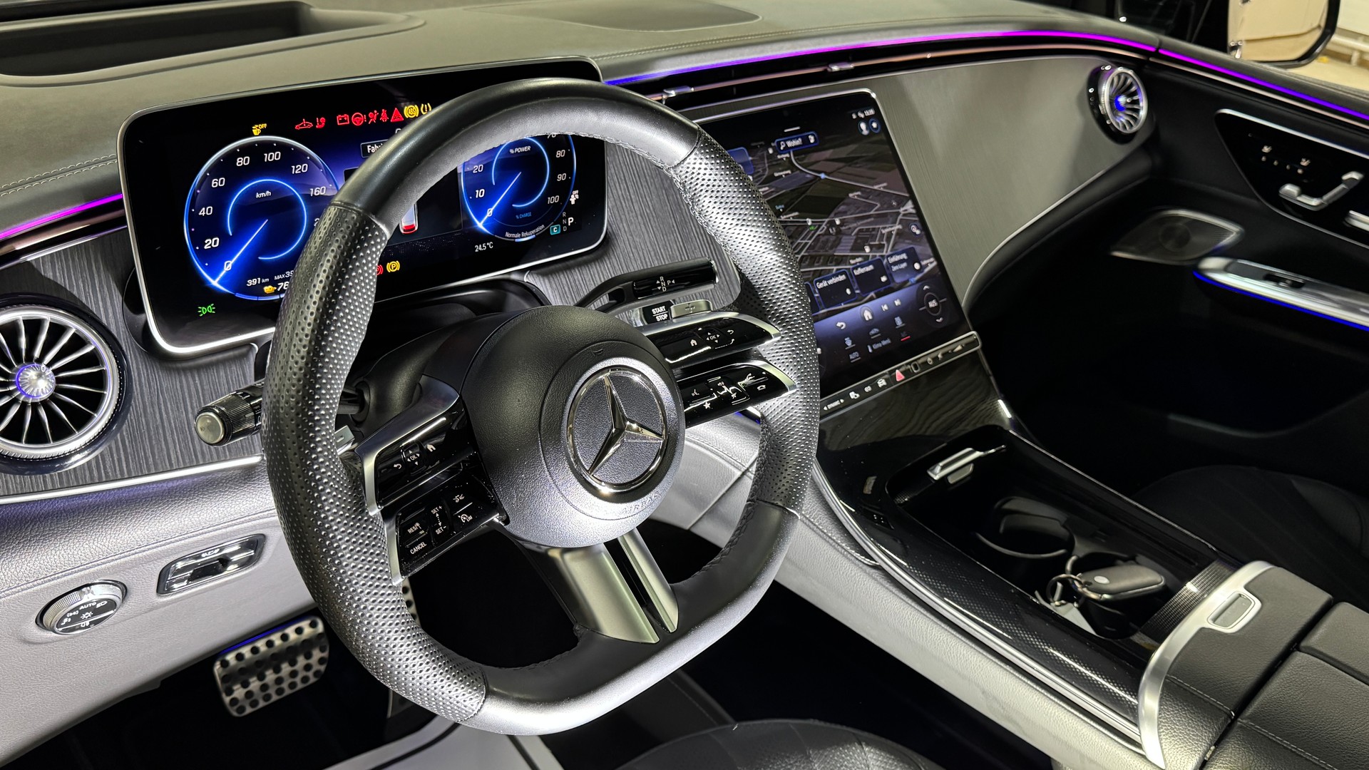 MERCEDES-BENZ EQE SUV 500 4 Matic AMG Executive Edition 408PS / 96kWh-image-12
