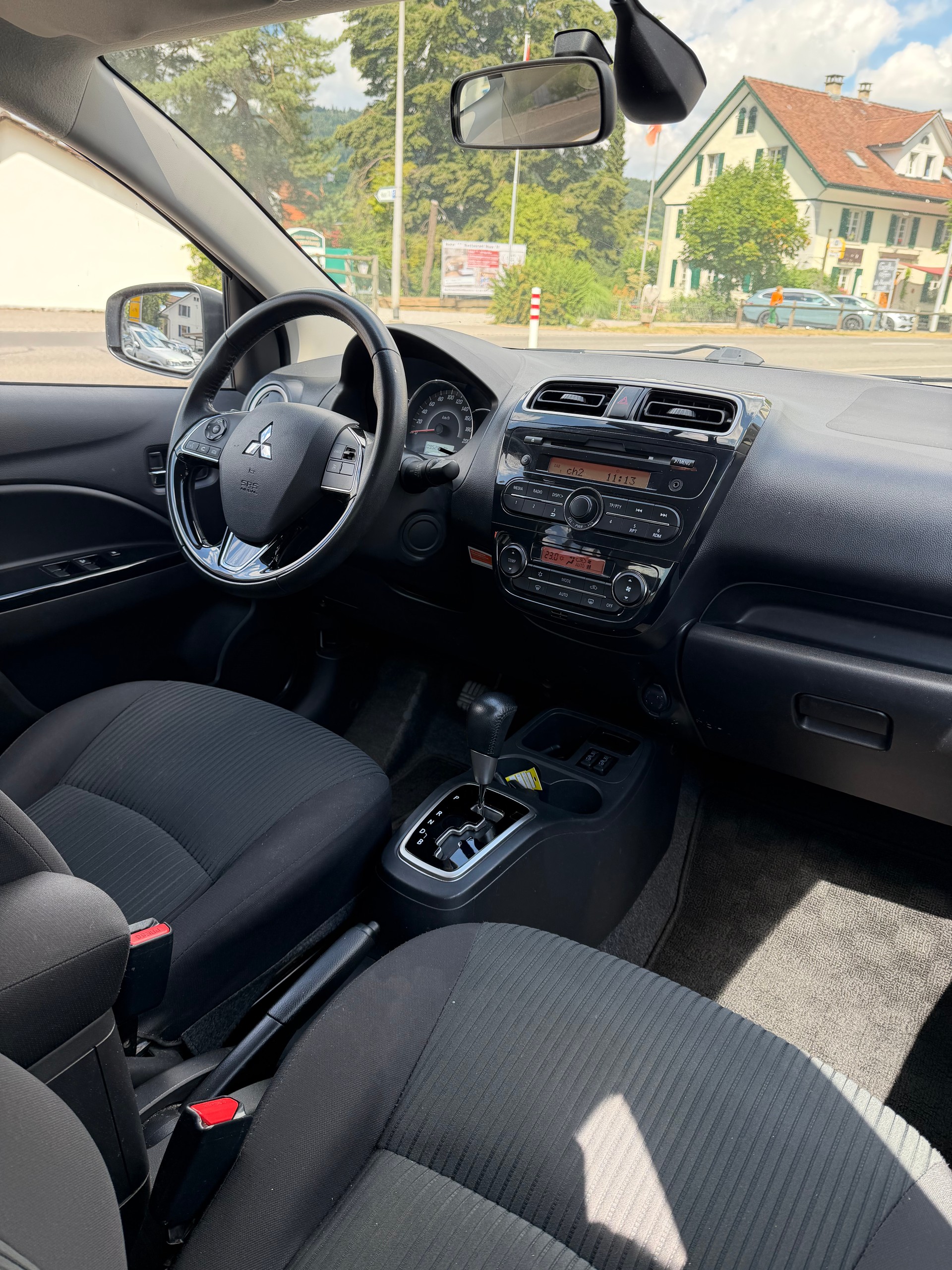 MITSUBISHI Attrage 1.2 Intense CVT-image-7
