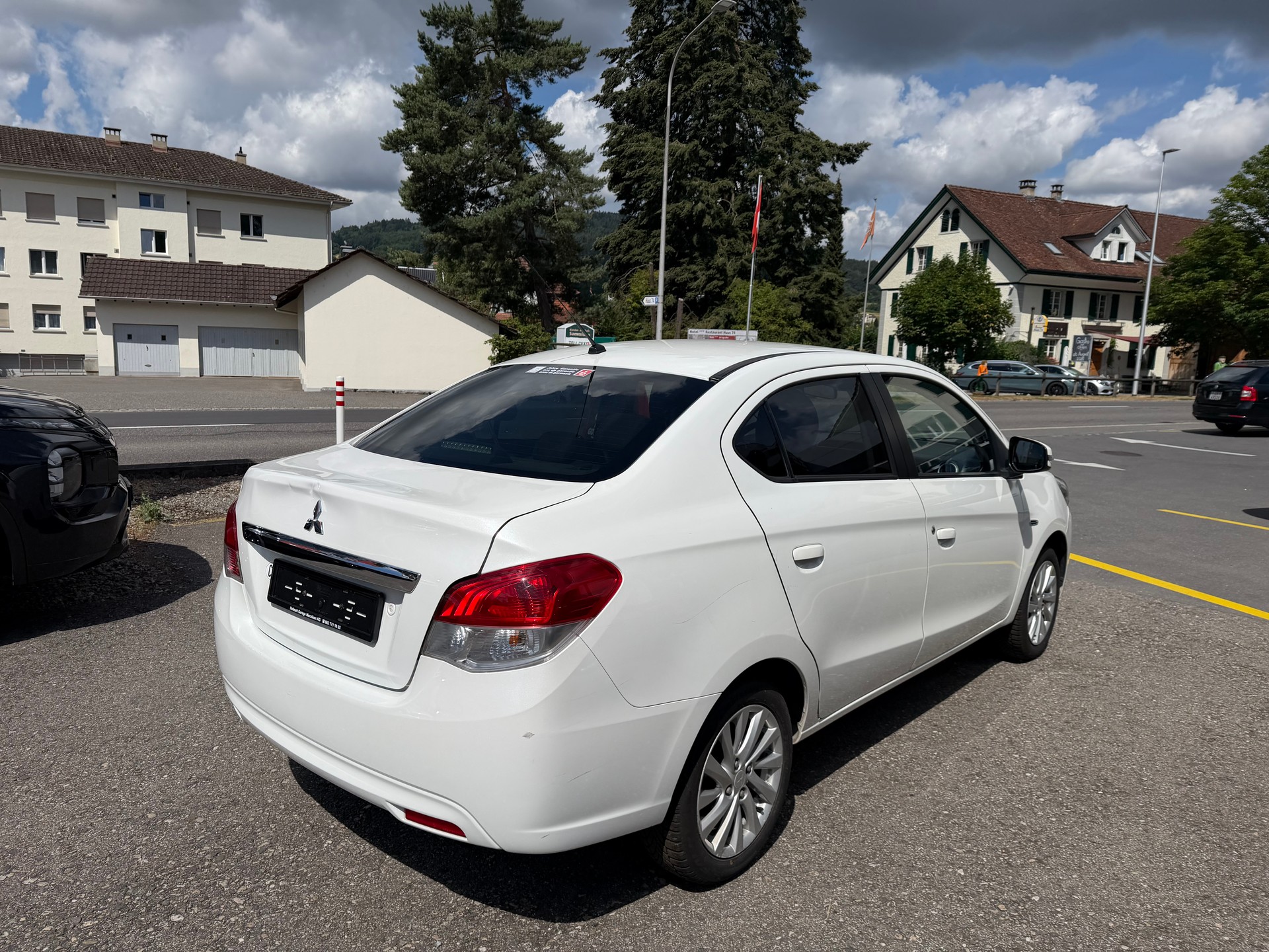 MITSUBISHI Attrage 1.2 Intense CVT-image-4