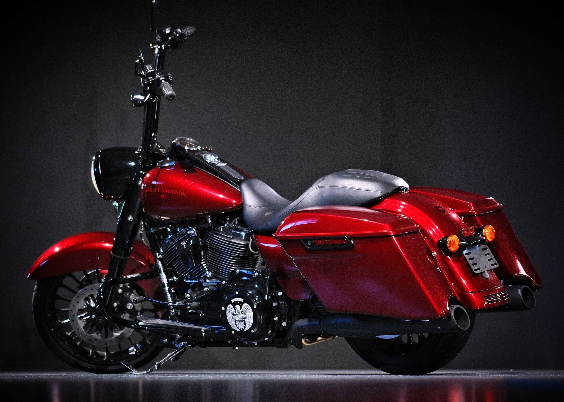 HARLEY-DAVIDSON FLHRXS Road King Special 107 ABS-showroom-element-3