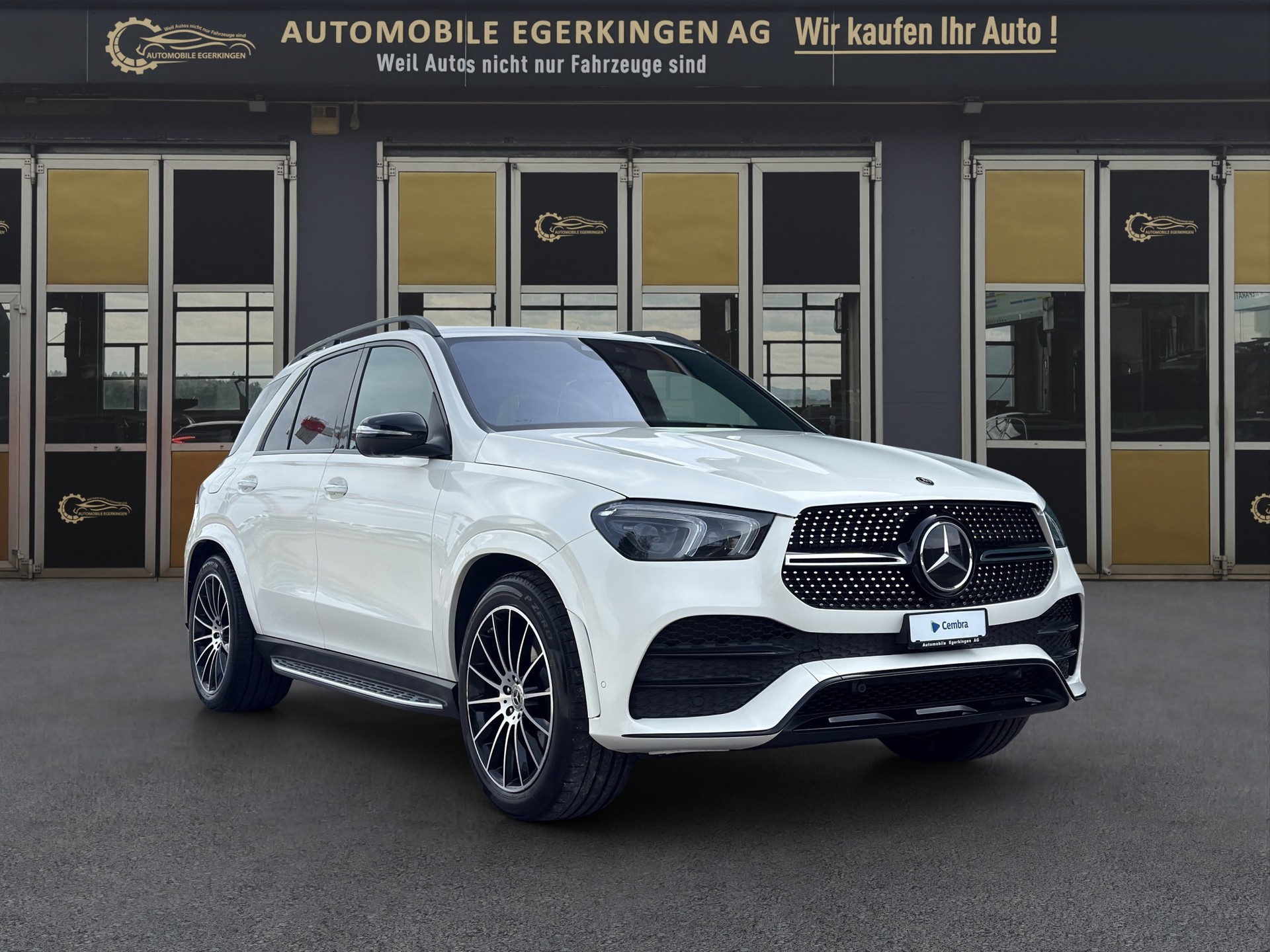 MERCEDES-BENZ GLE 300 d AMG Line 4matic-image-2