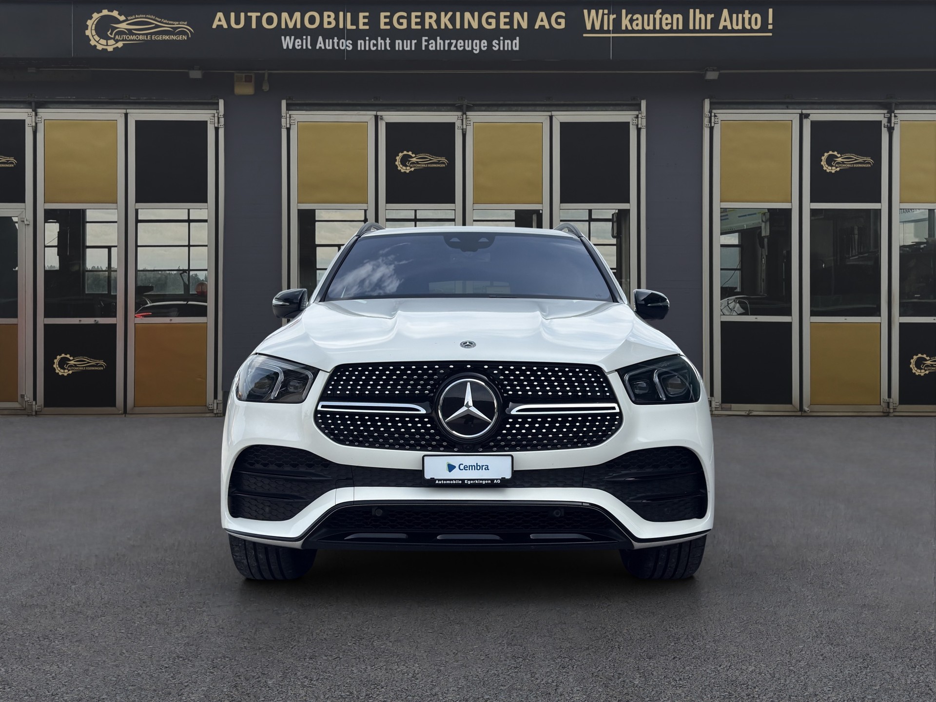 MERCEDES-BENZ GLE 300 d AMG Line 4matic-image-1