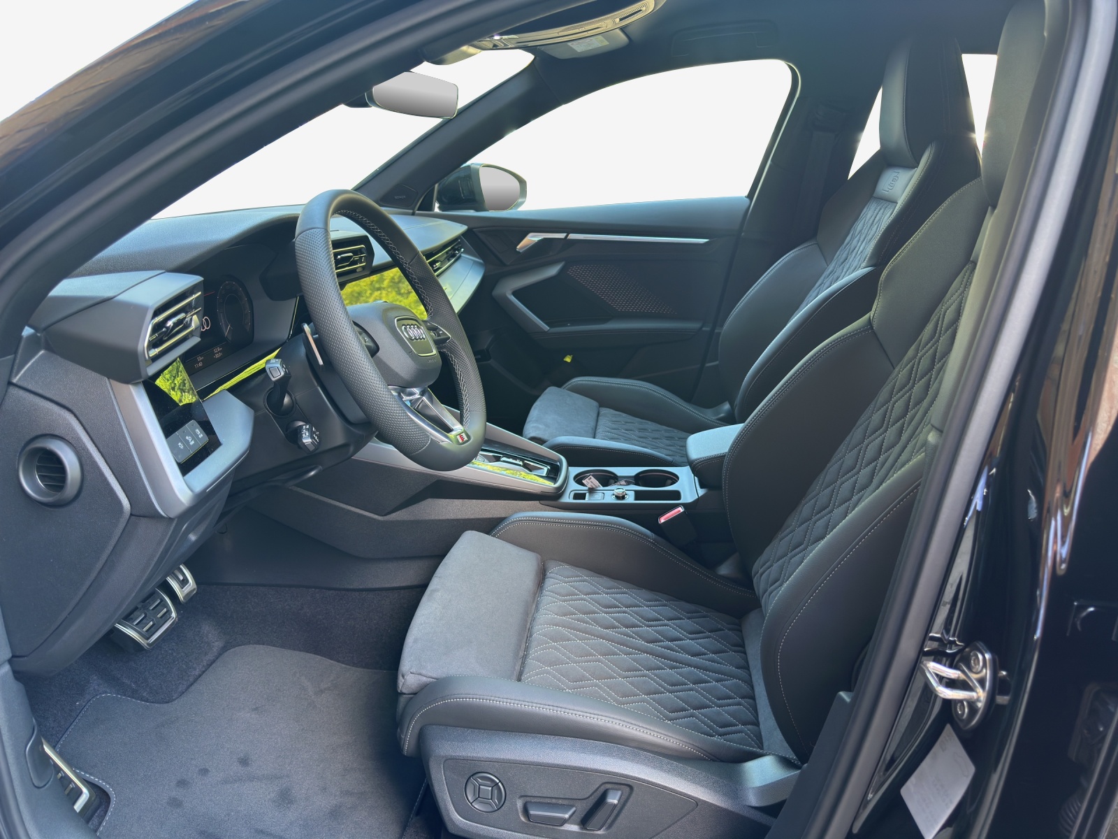 AUDI A3 Sportback TFSI e 200 kW S line S tronic-image-7