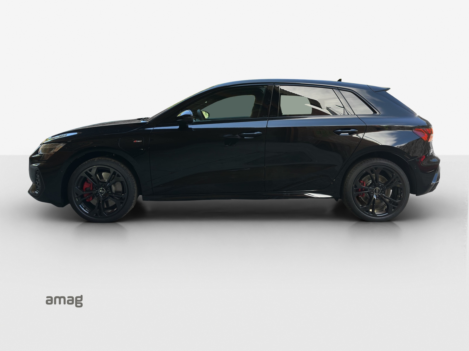 AUDI A3 Sportback TFSI e 200 kW S line S tronic-image-1