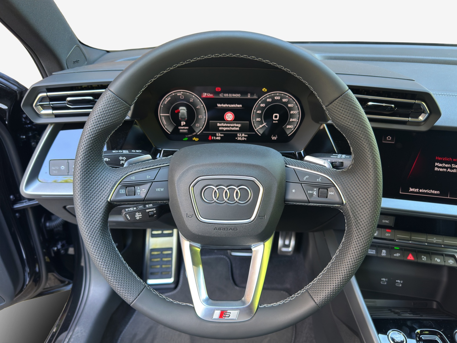 AUDI A3 Sportback TFSI e 200 kW S line S tronic-image-9