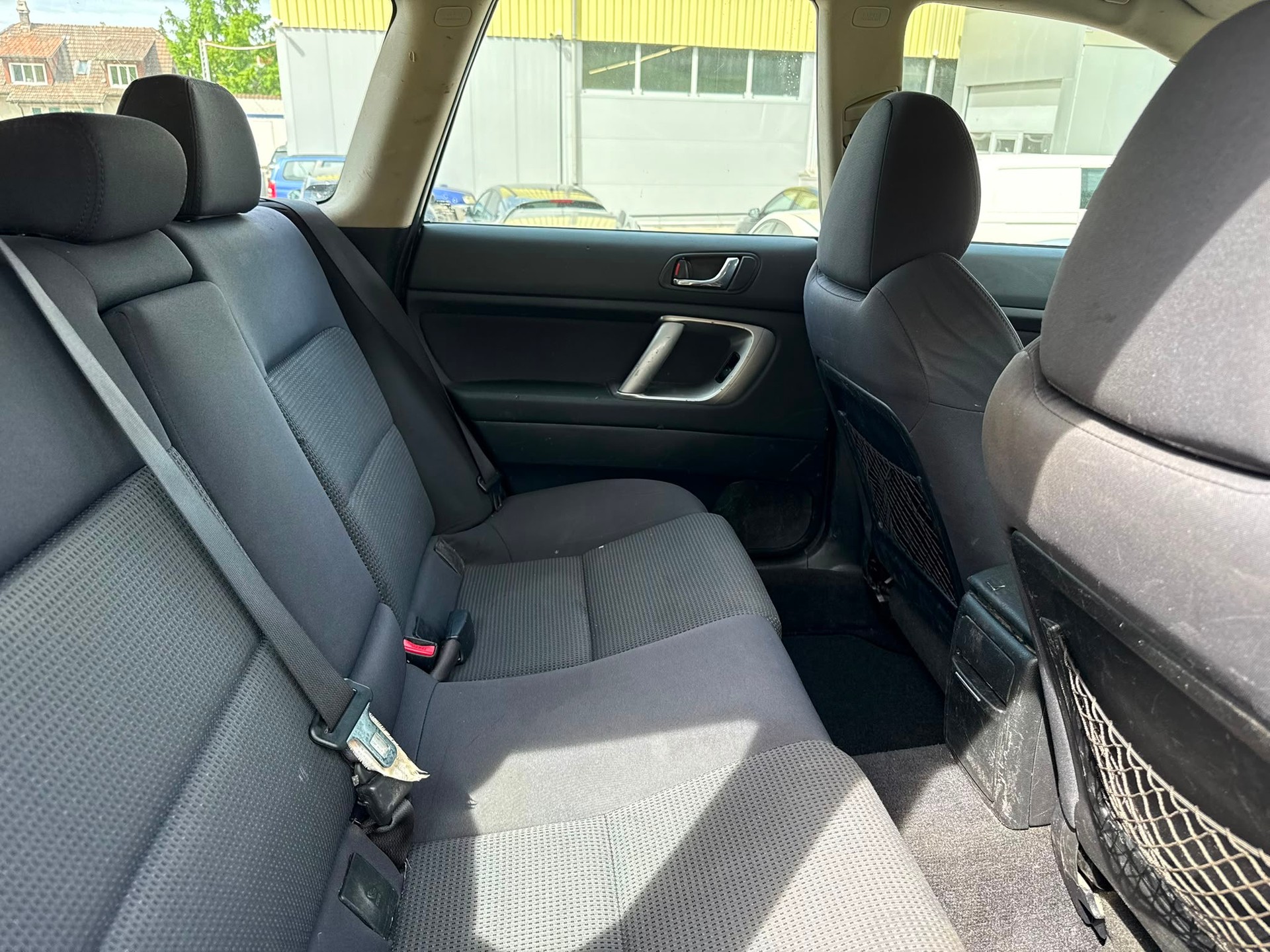 SUBARU Legacy 2.0R AWD Swiss Automatic-image-9