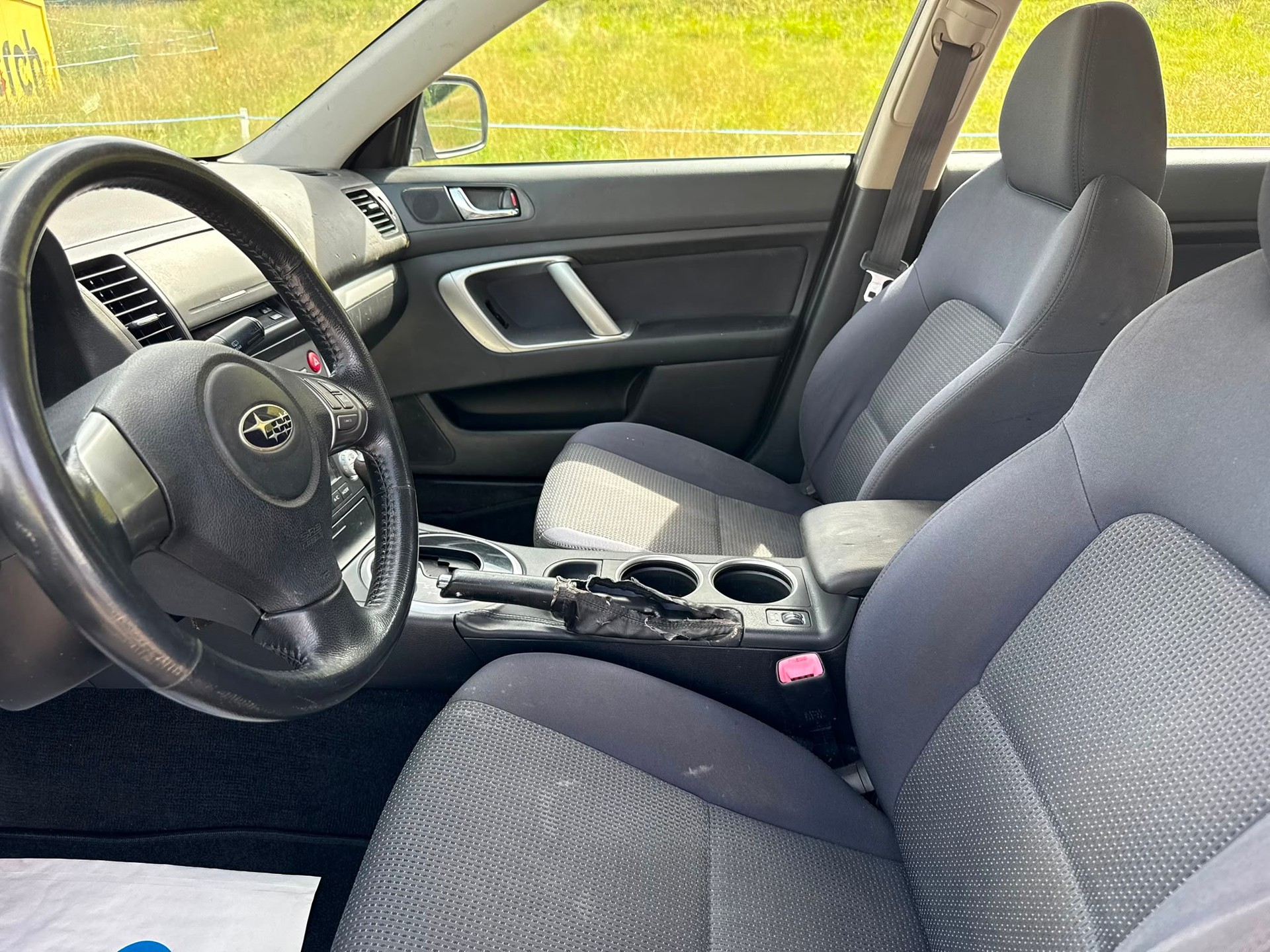 SUBARU Legacy 2.0R AWD Swiss Automatic-image-7