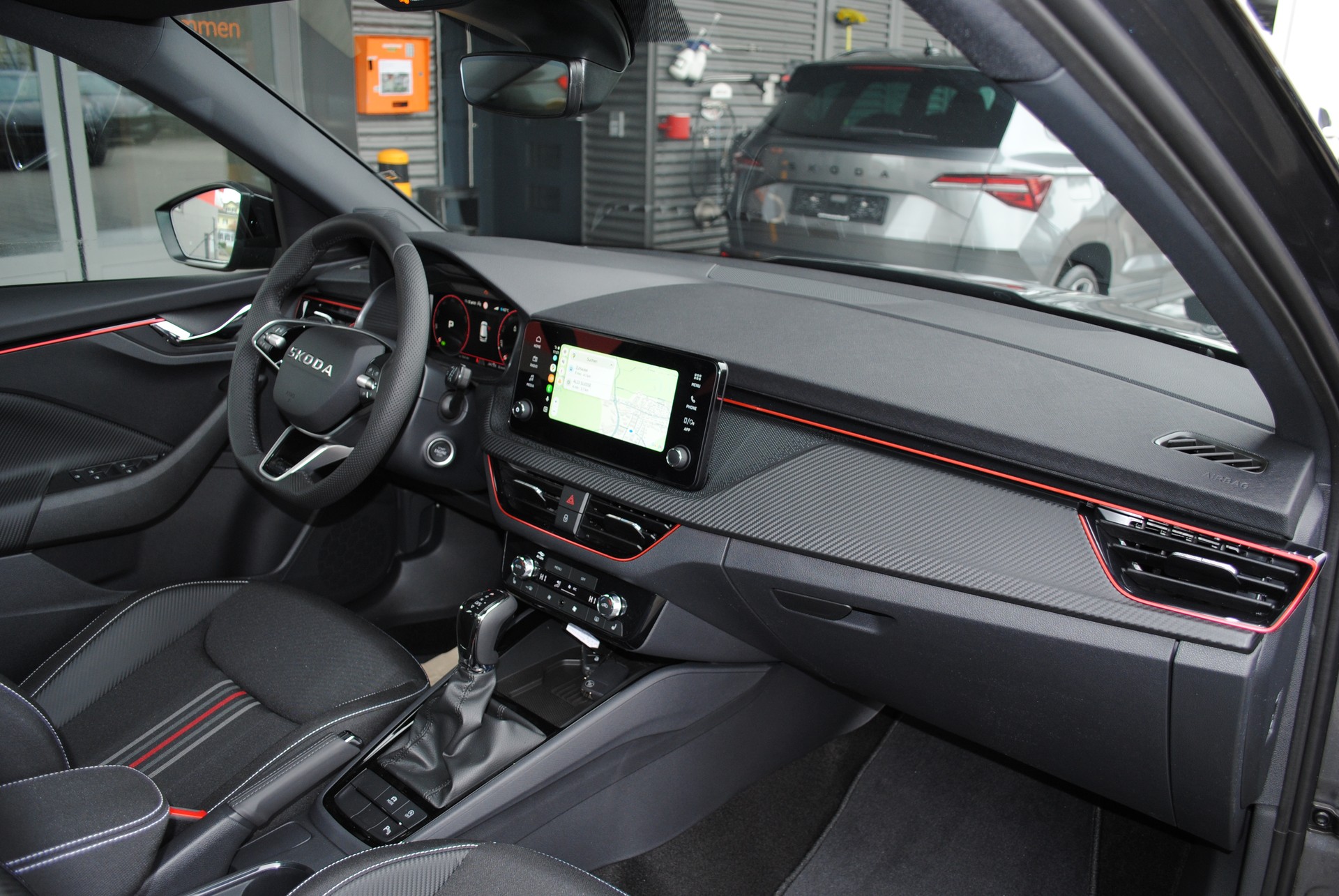 SKODA Kamiq 1.5 TSI Monte Carlo DSG-image-12