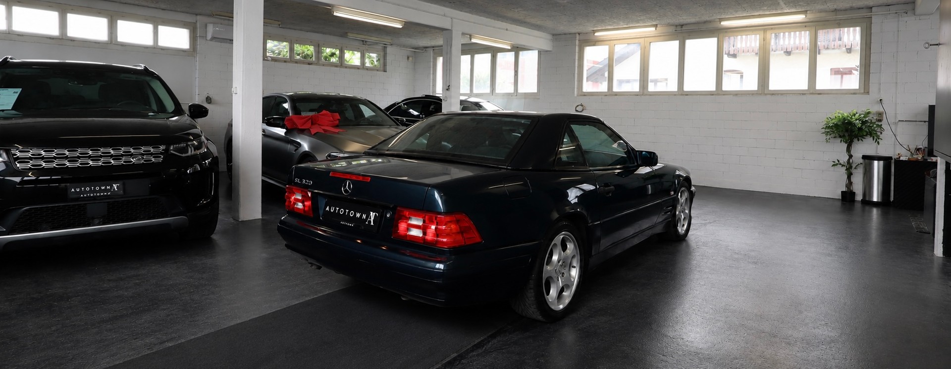 MERCEDES-BENZ SL 320-image-3