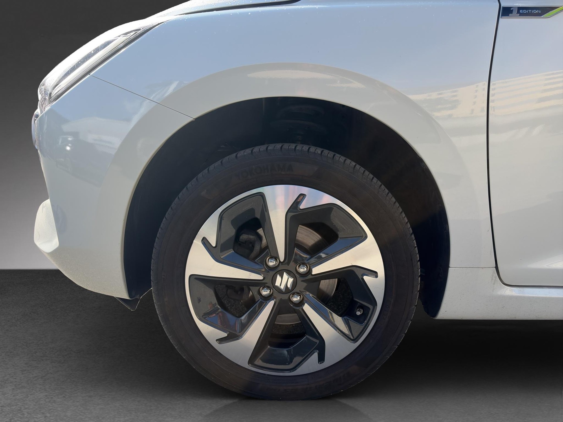 SUZUKI Swift 1.2 Compact Top Hybrid 4x4-image-15