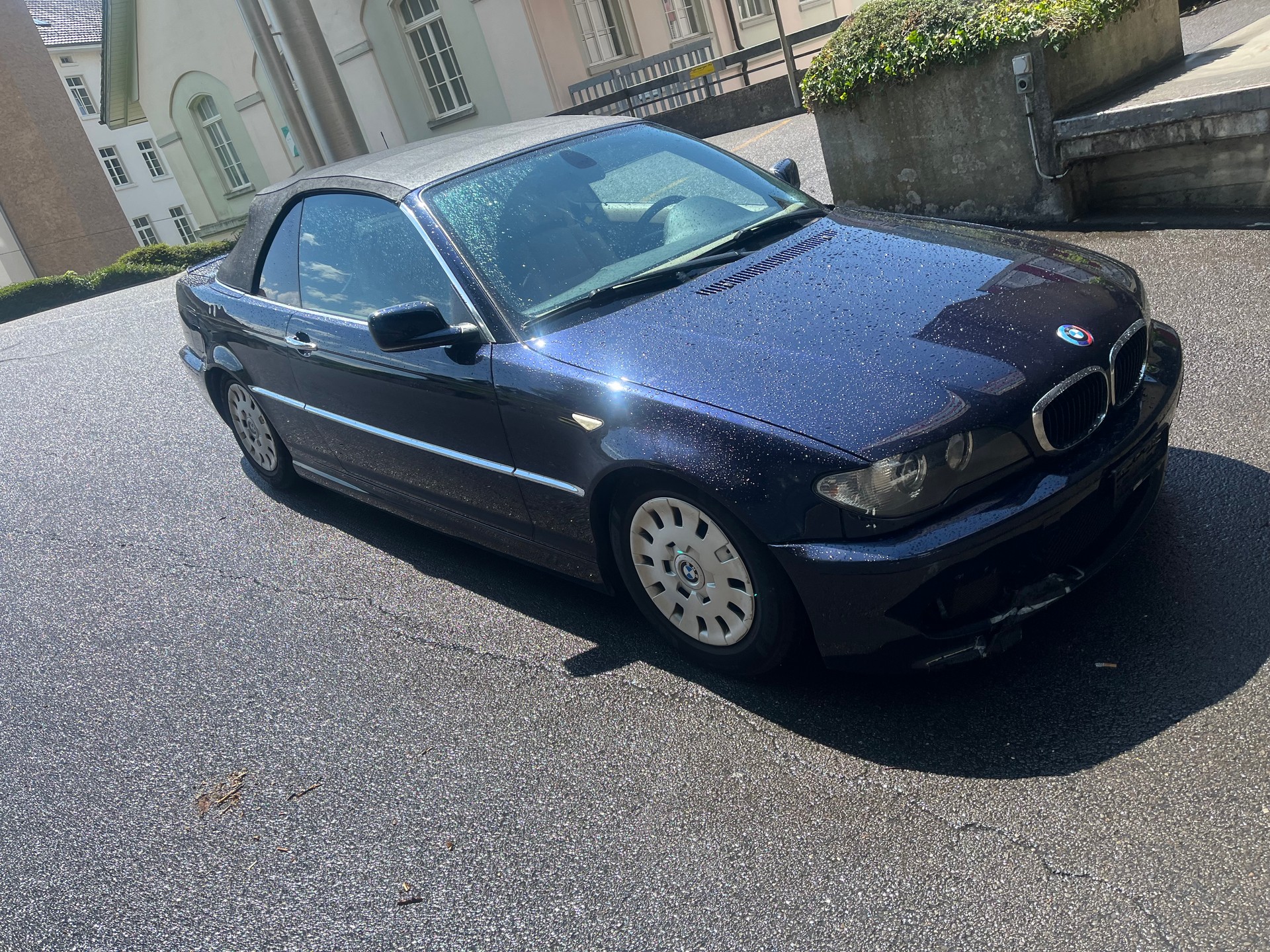 BMW 318Ci Cabriolet-image-10