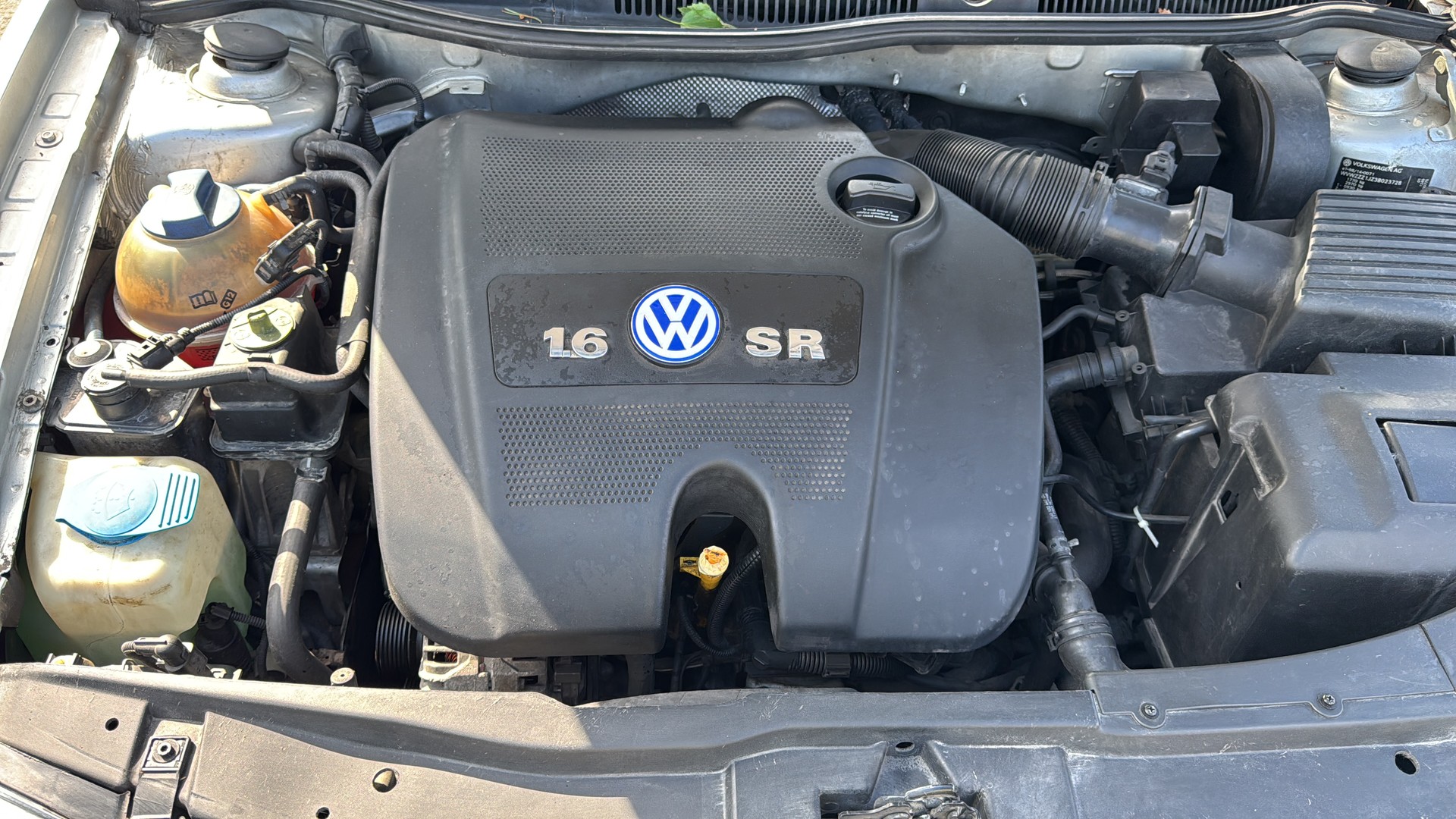 VW Golf 1.6 Comfortline Generation Automatic-image-5