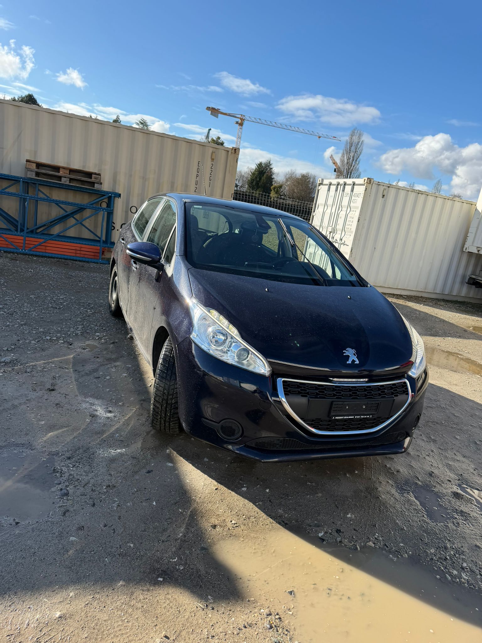PEUGEOT 208 1.2 VTI Style-image-6