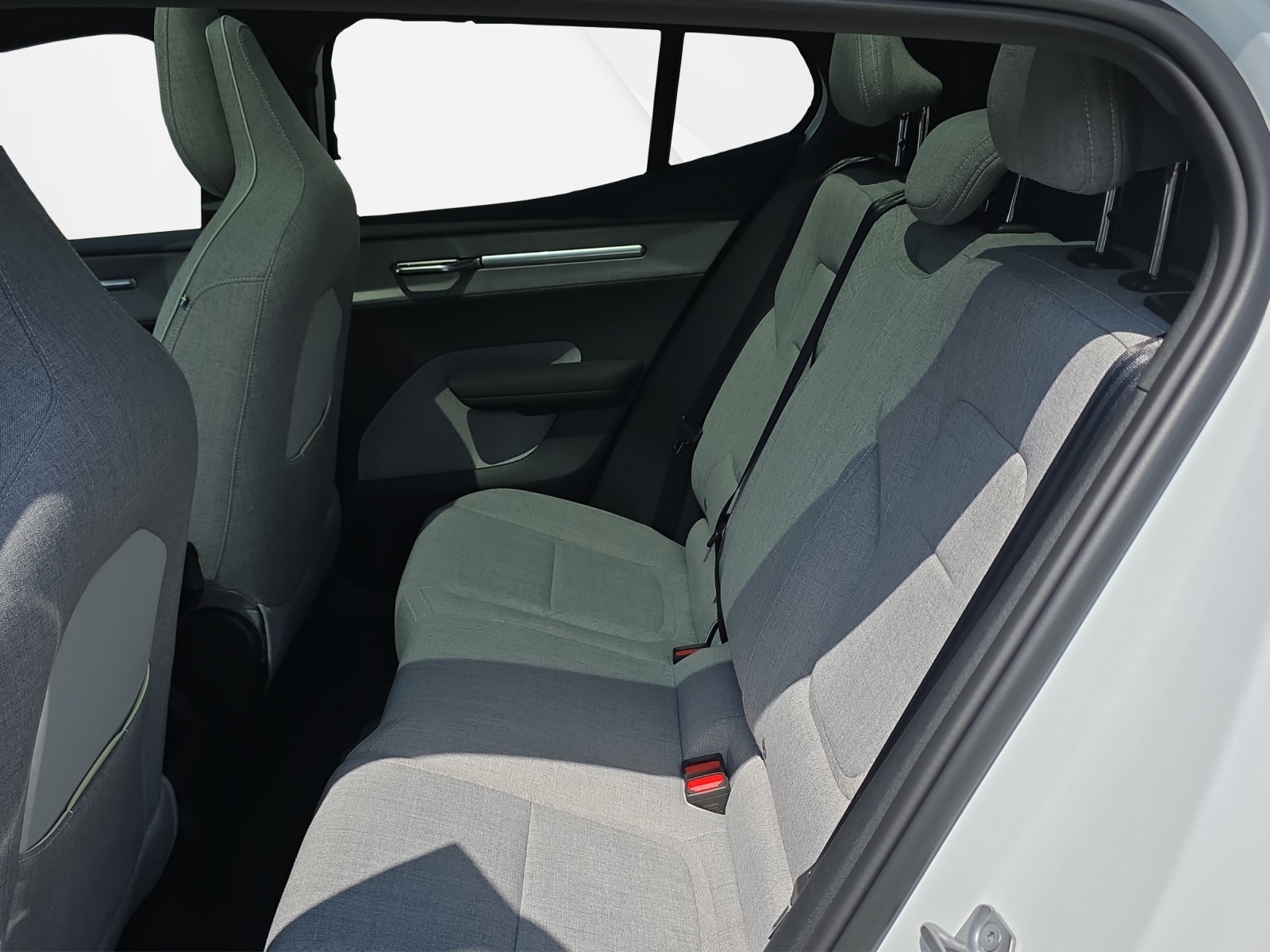 VOLVO EX 30 P8 Ultra AWD-image-13