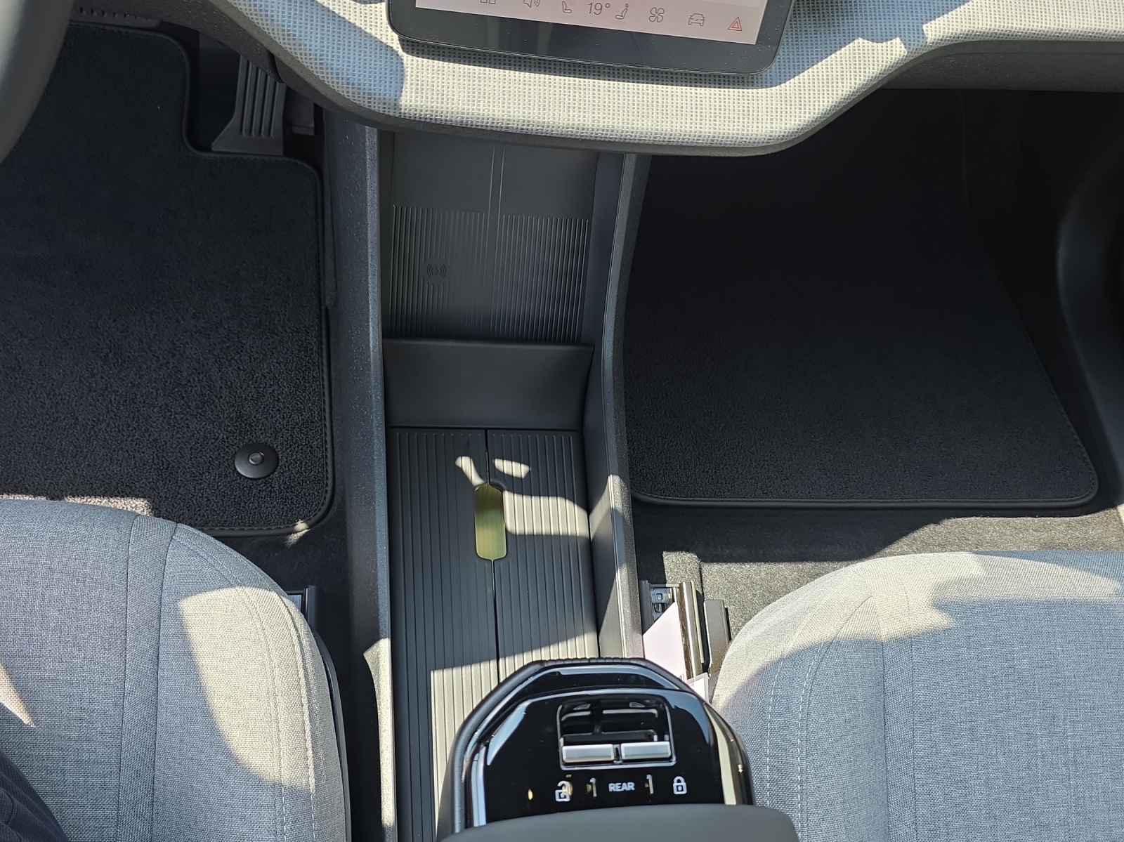 VOLVO EX 30 P8 Ultra AWD-image-16