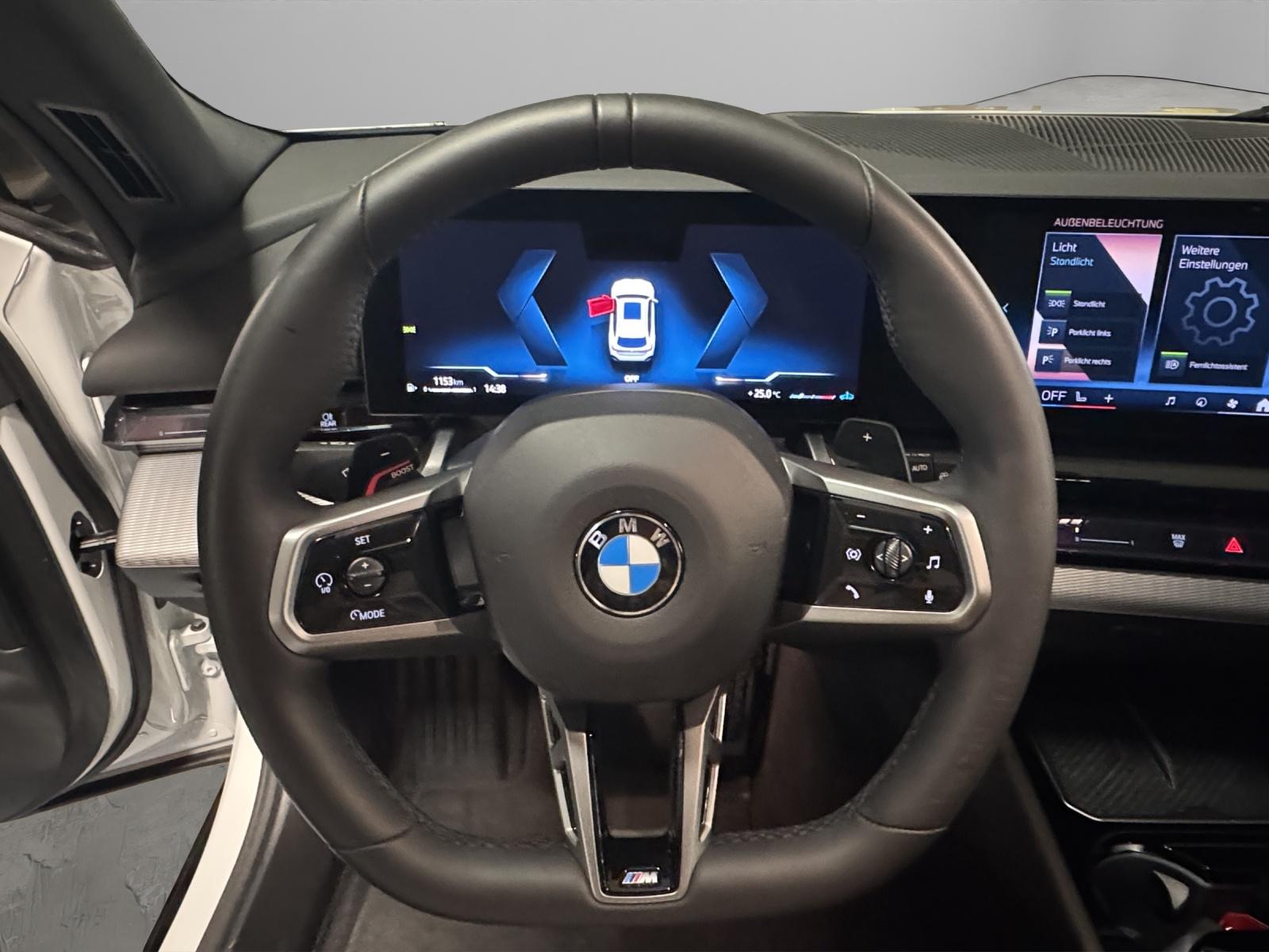 BMW 520d xDrive Touring-image-15