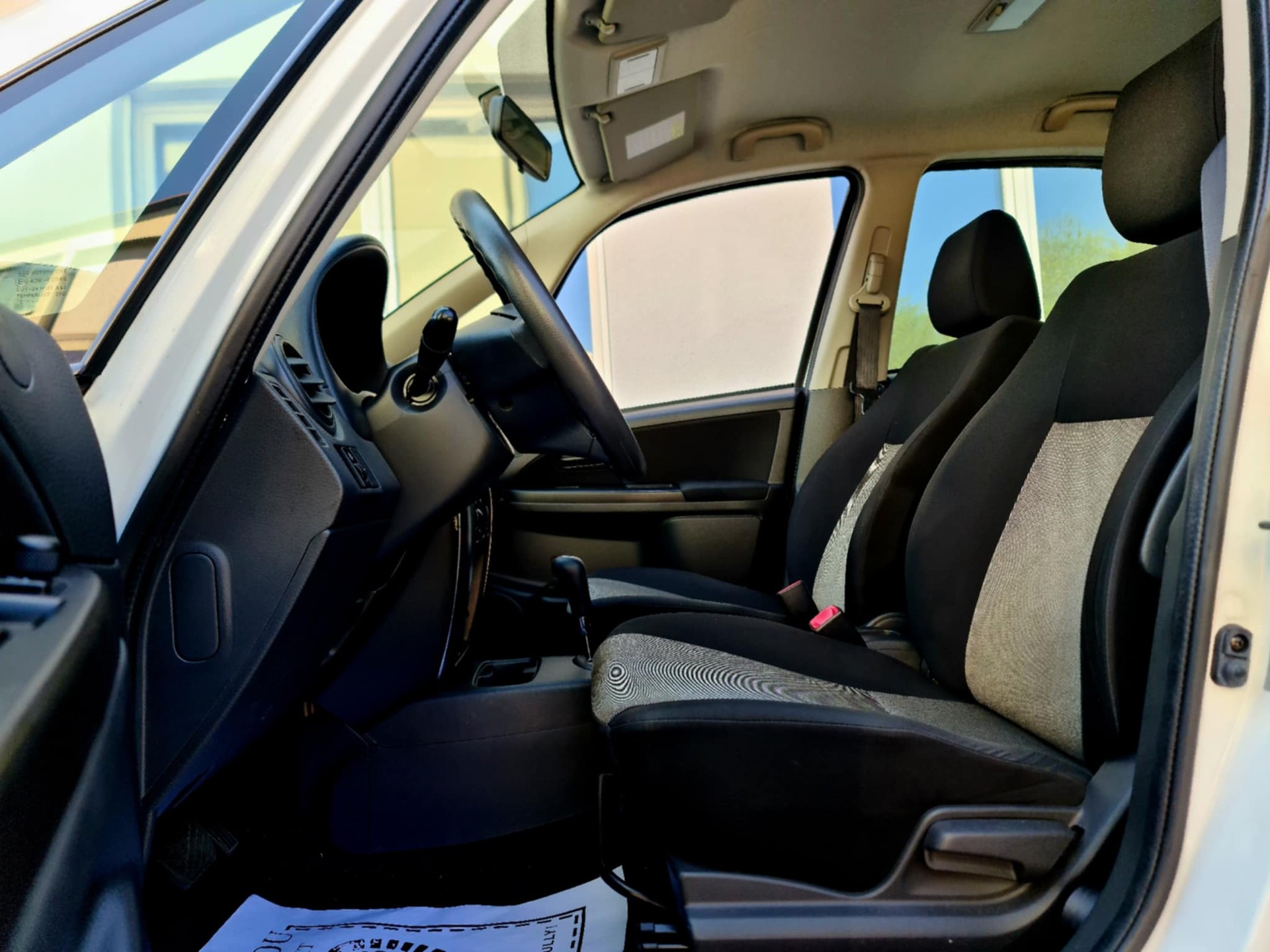FIAT Sedici 1.6 2WD Dynamic Automatic-image-12