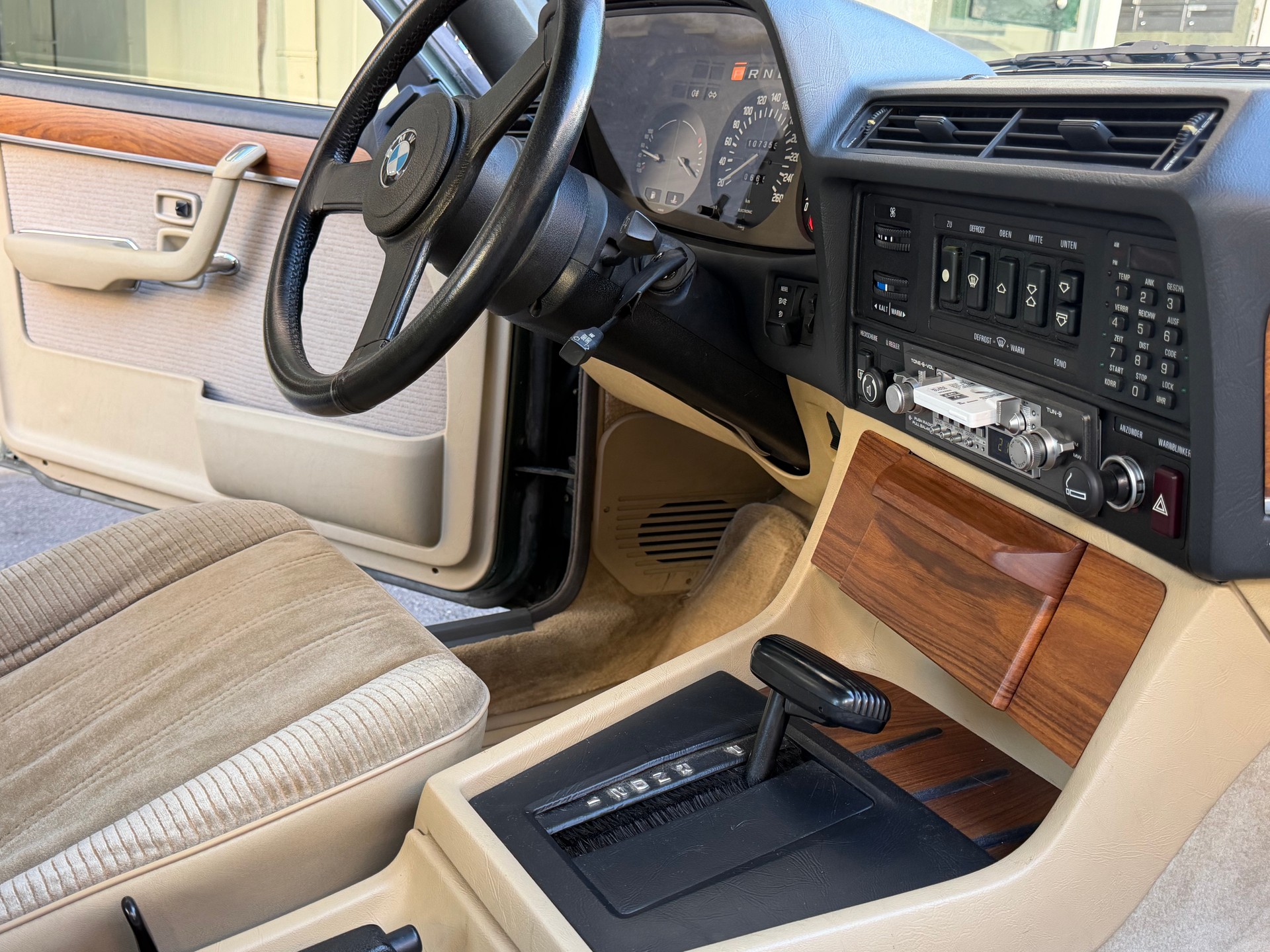 BMW 745I TURBO-image-8