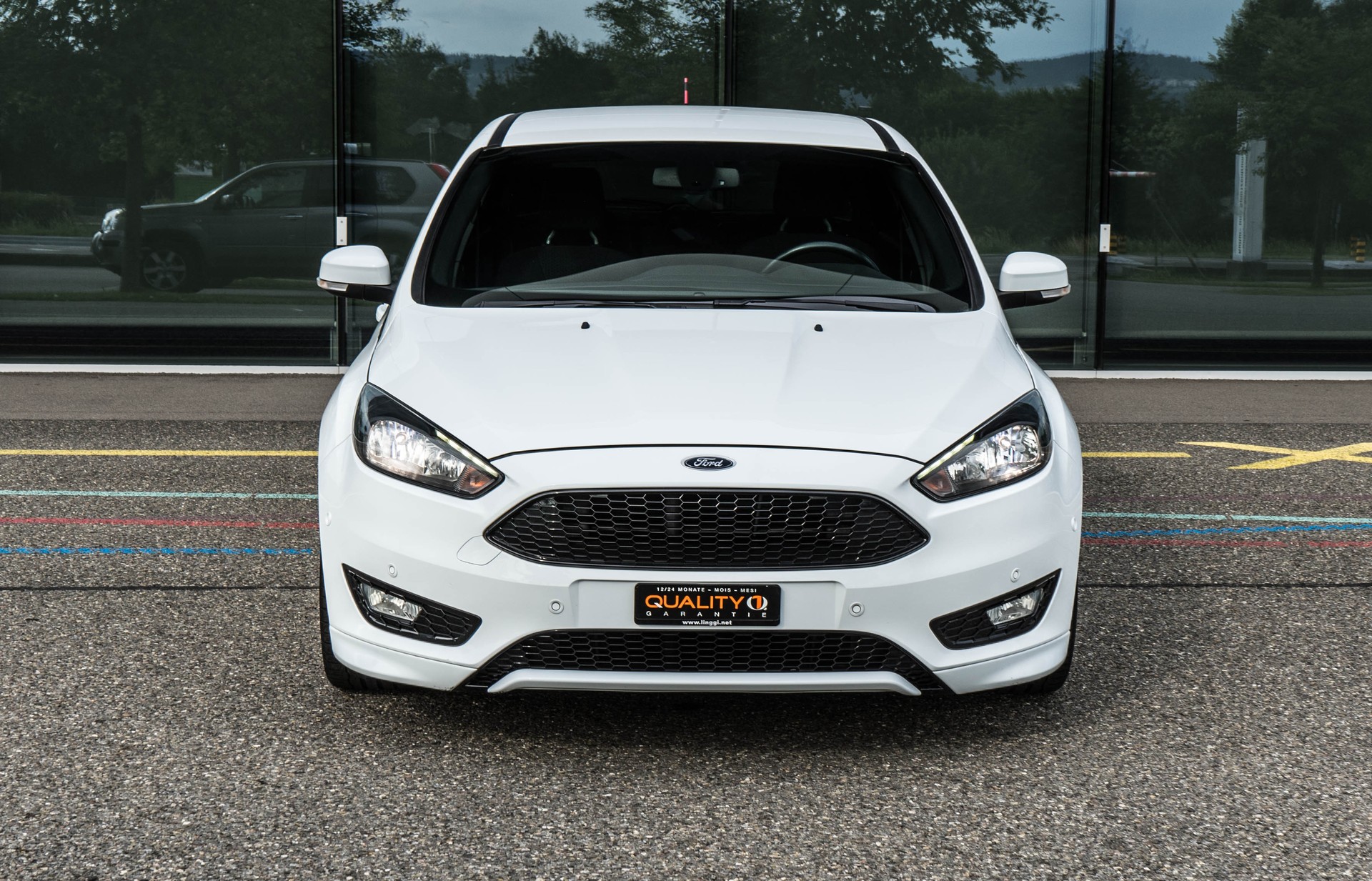 FORD Focus 1.5 SCTi ST Line Automatic-image-1