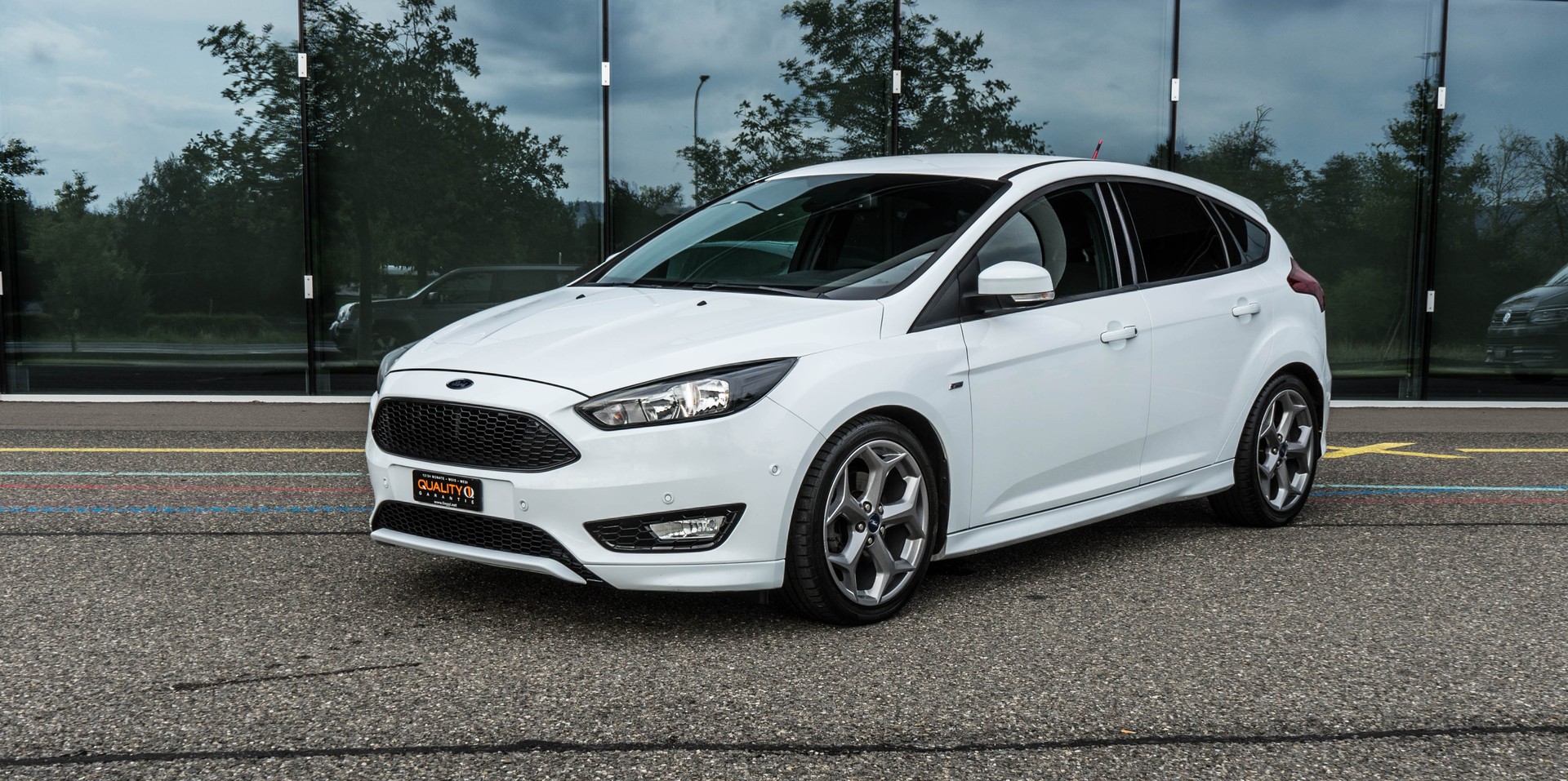 FORD Focus 1.5 SCTi ST Line Automatic-image-0